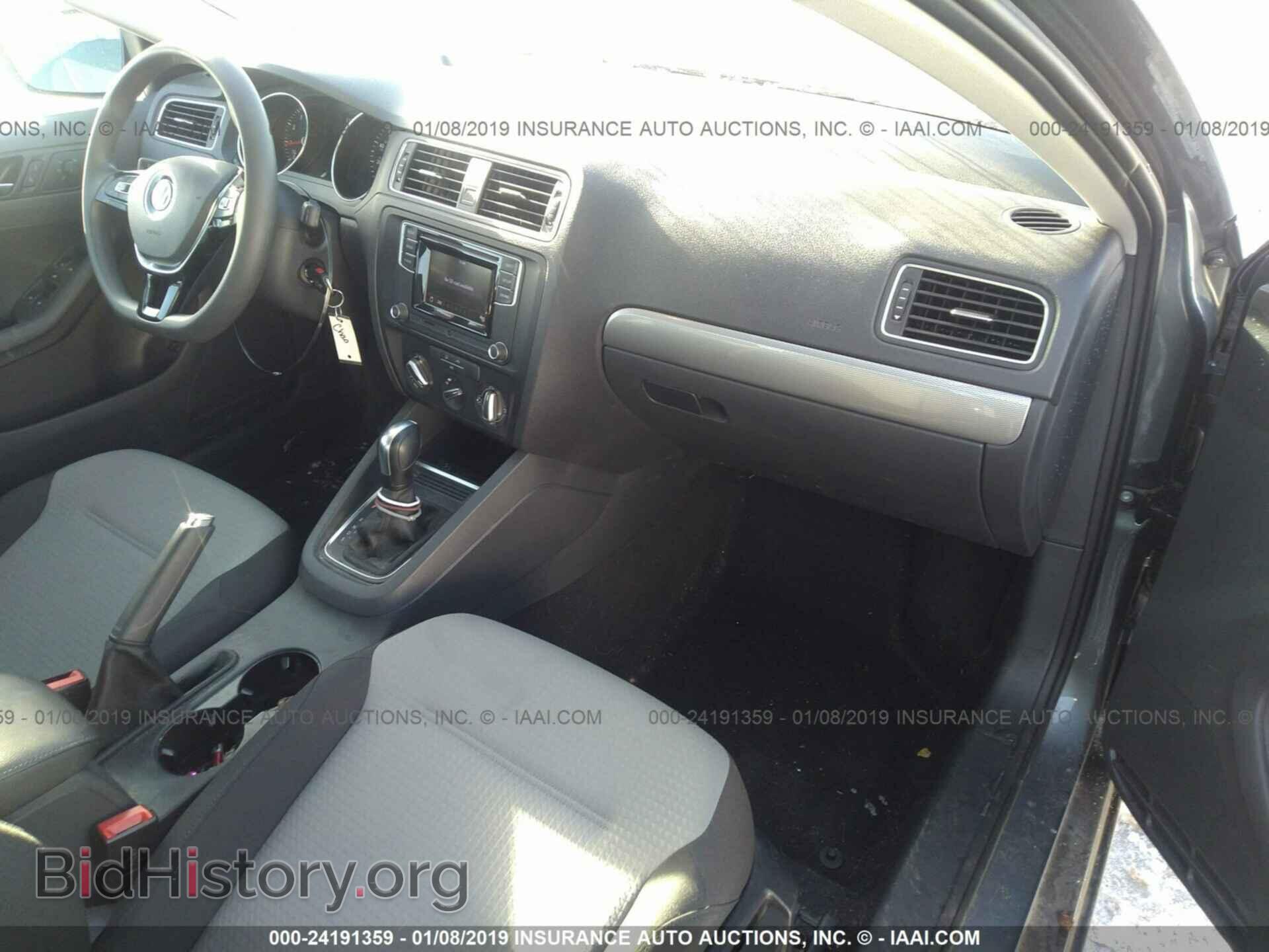 2017 VOLKSWAGEN JETTA - VIN: 3VW2B7AJ0HM210672 - Фото 5