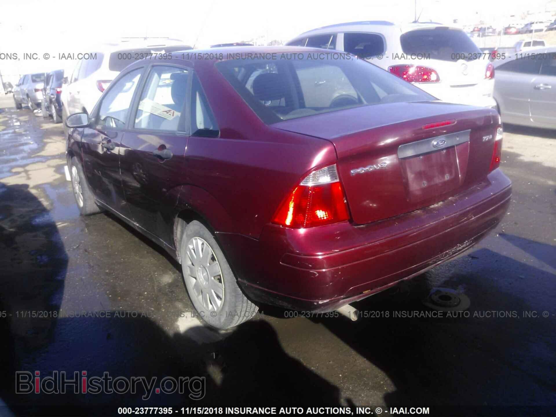 2006 FORD FOCUS - VIN: 1FAFP34N56W137329 - Фото 3