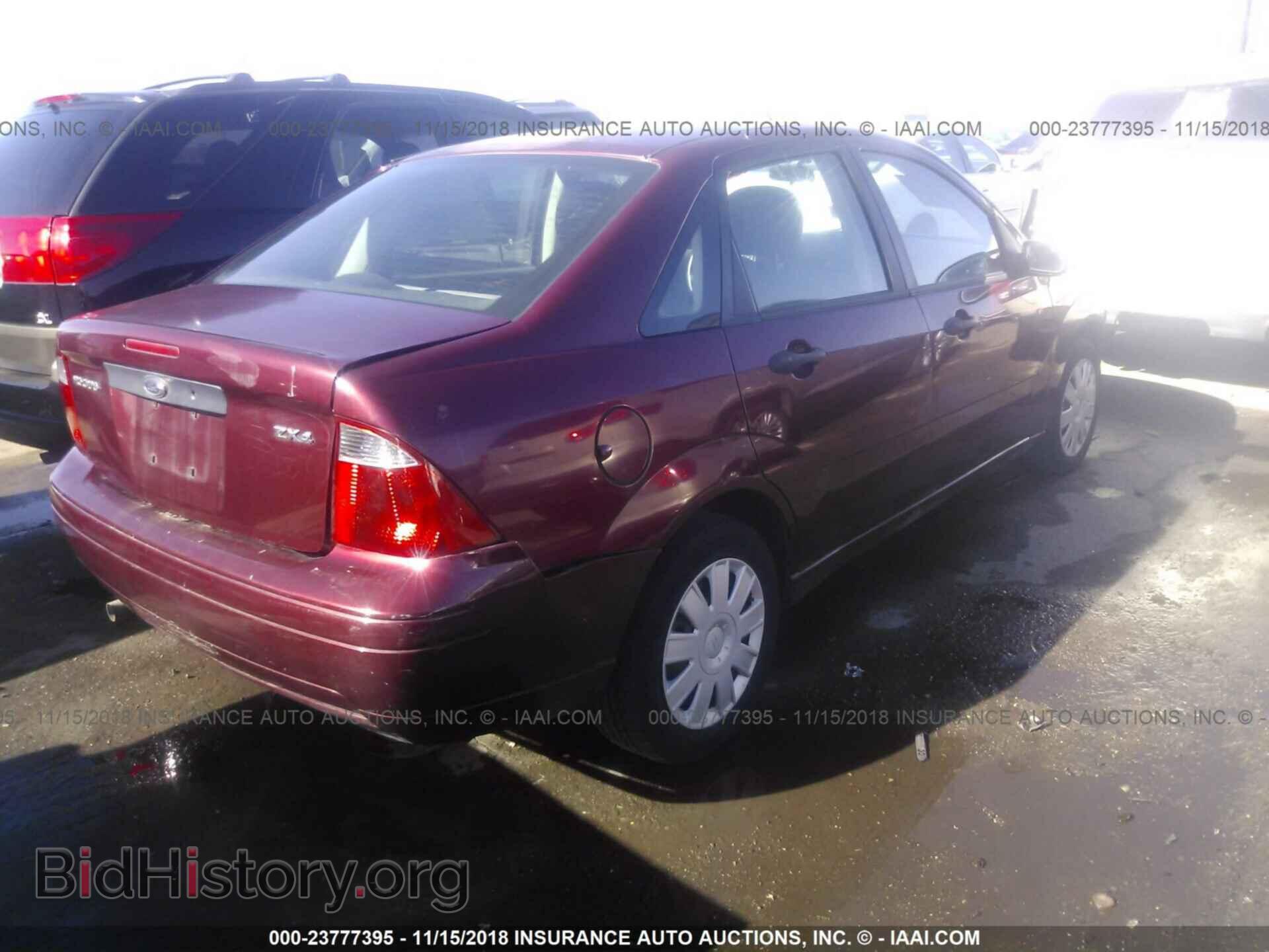 2006 FORD FOCUS - VIN: 1FAFP34N56W137329 - Фото 4
