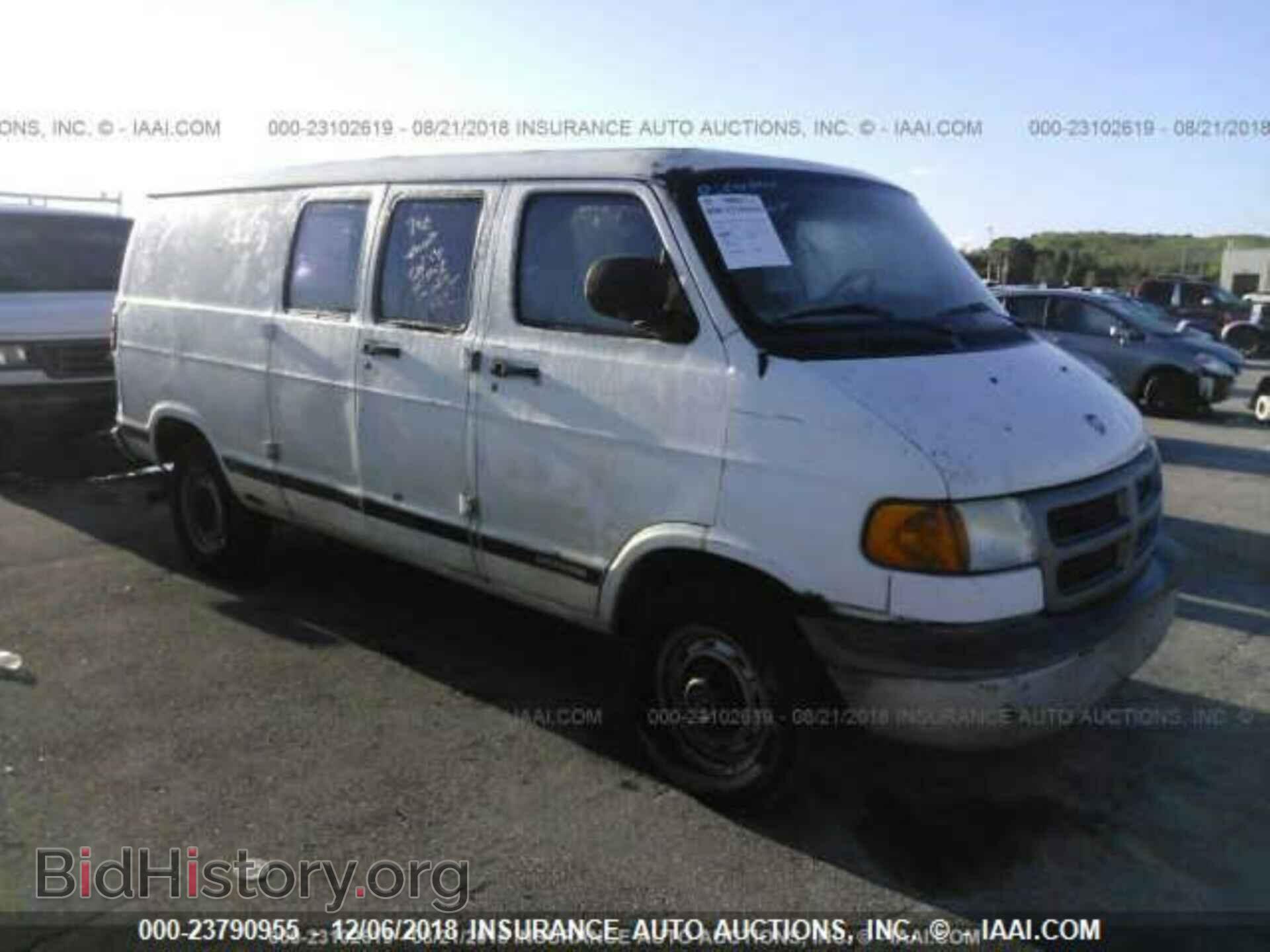 Фотография 2B7JB21Y3YK118021 - DODGE RAM VAN 2000