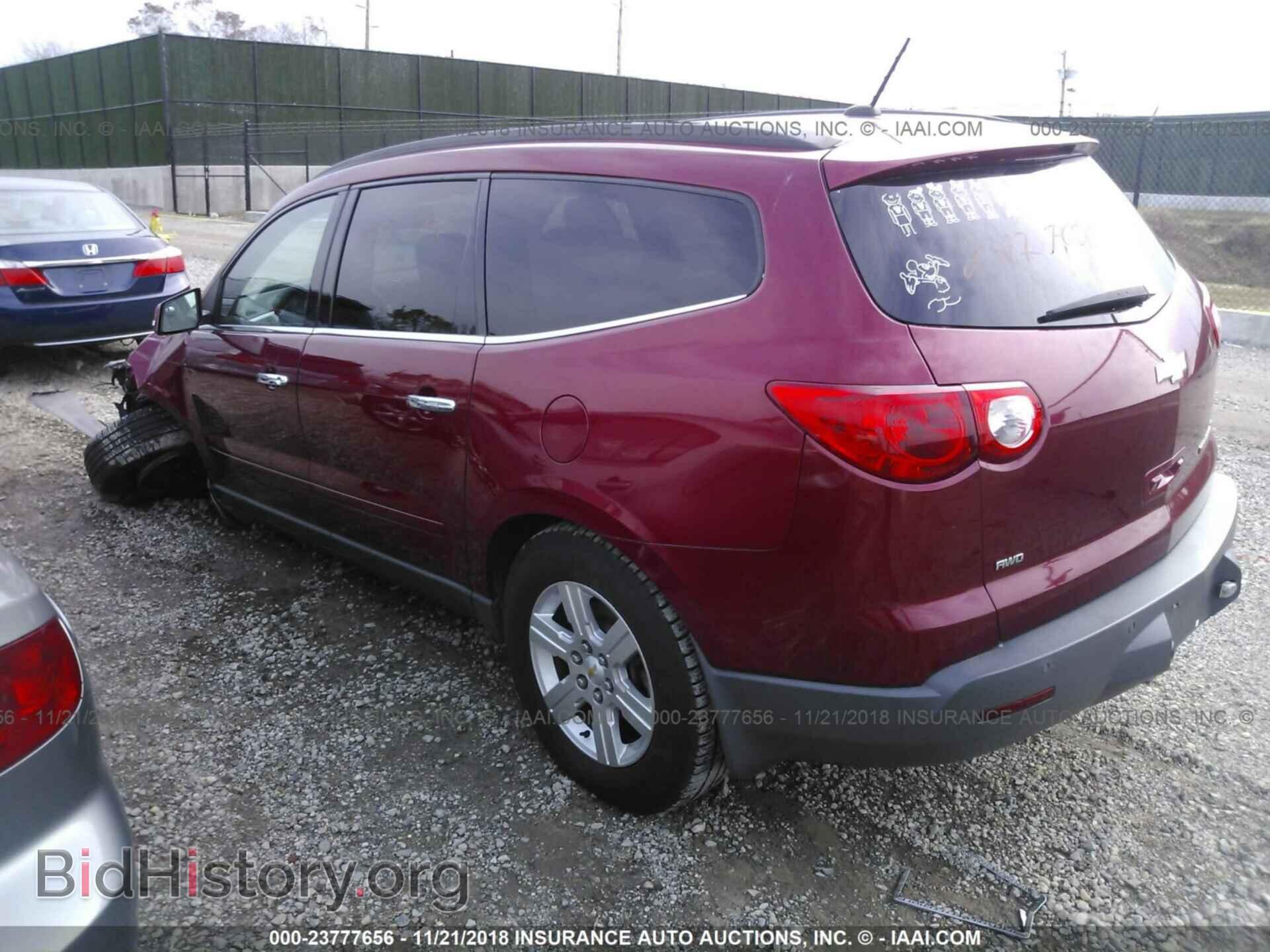 2012 CHEVROLET TRAVERSE - VIN: 1GNKVJED3CJ175425 - Фото 3