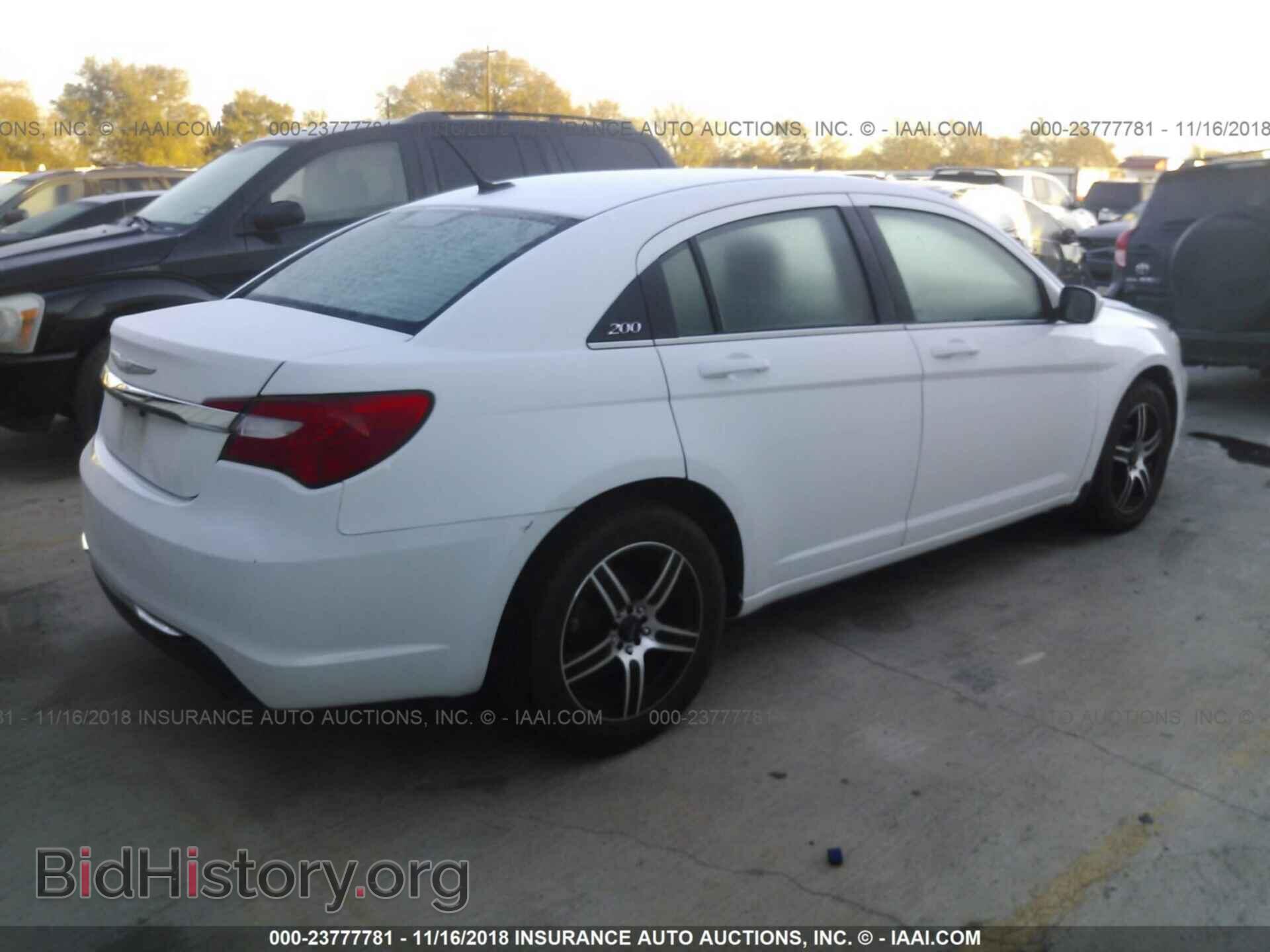 2014 CHRYSLER 200 - VIN: 1C3CCBAB3EN209165 - Photo 4