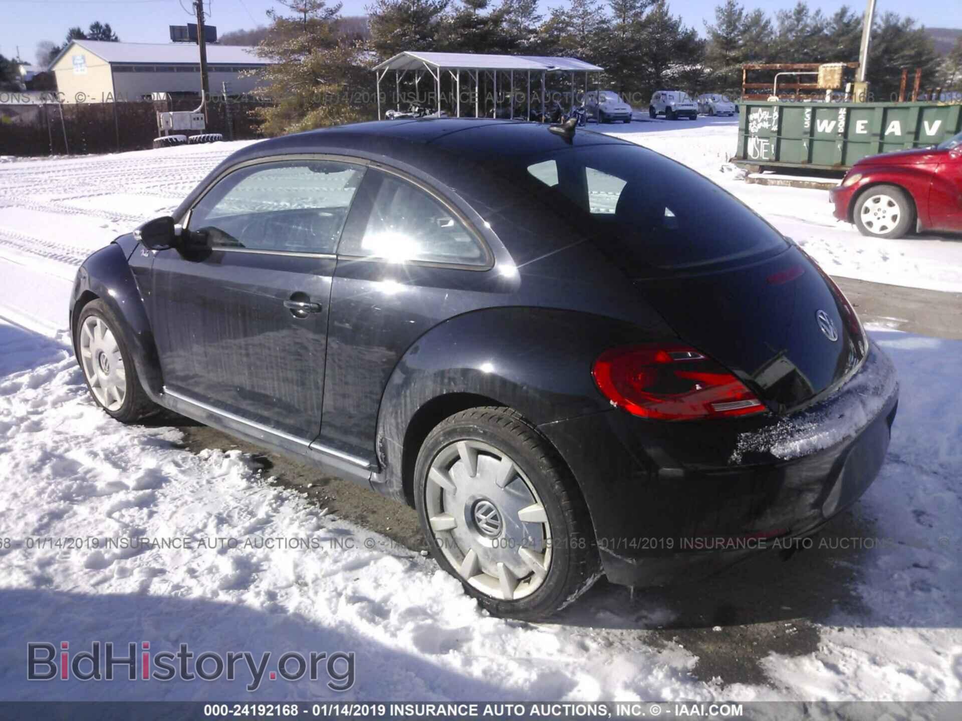 2013 VOLKSWAGEN BEETLE - VIN: 3VWJP7AT1DM678533 - Фото 3