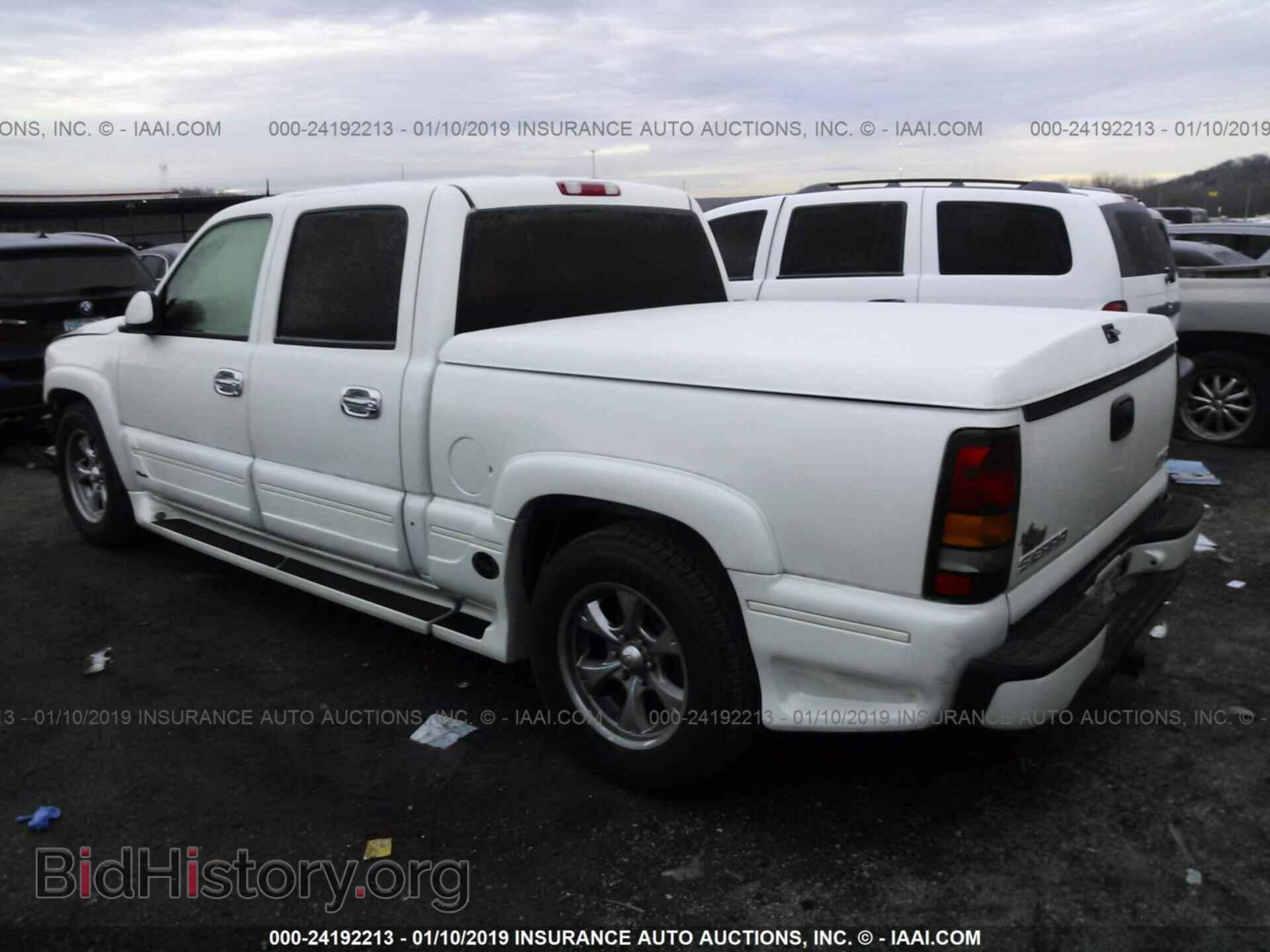 2005 GMC NEW SIERRA - VIN: 2GTEC13T051342813 - Фото 3