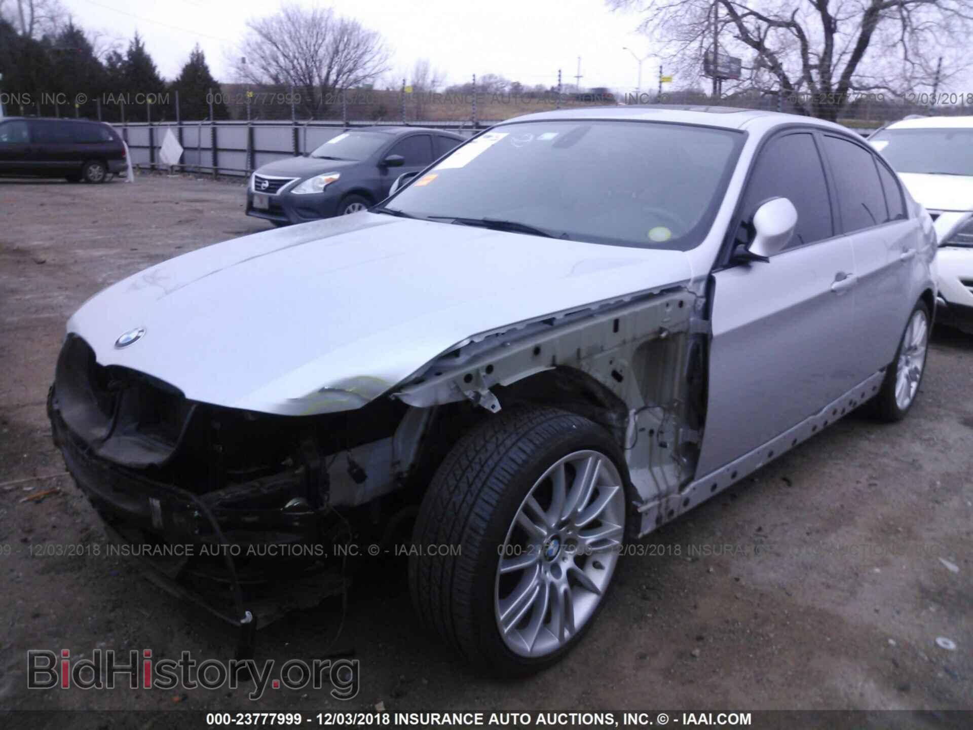 2011 BMW 335 - VIN: WBAPL5C57BA919661 - Фото 2