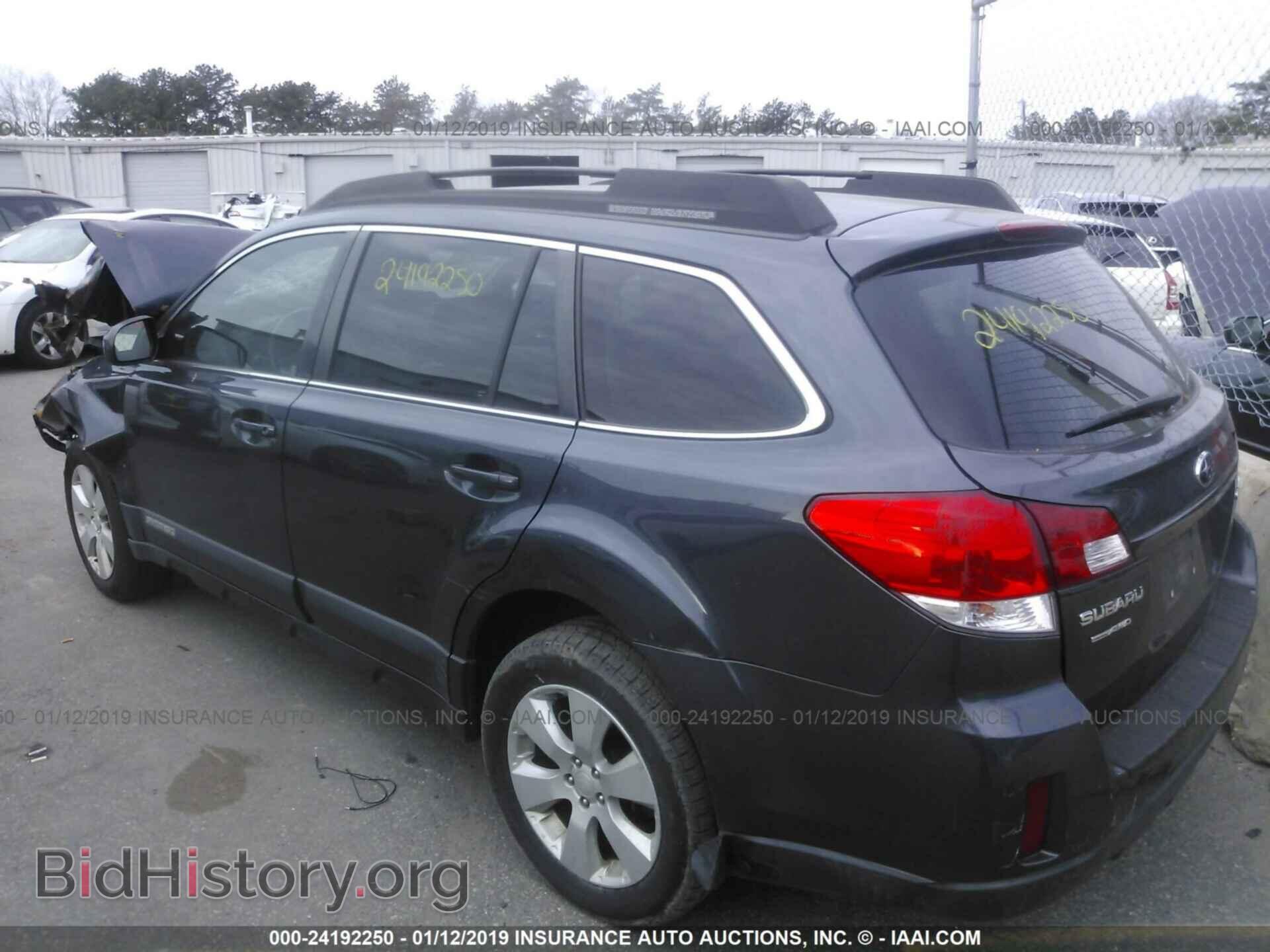 2010 SUBARU OUTBACK - VIN: 4S4BRBCC9A3372335 - Фото 3