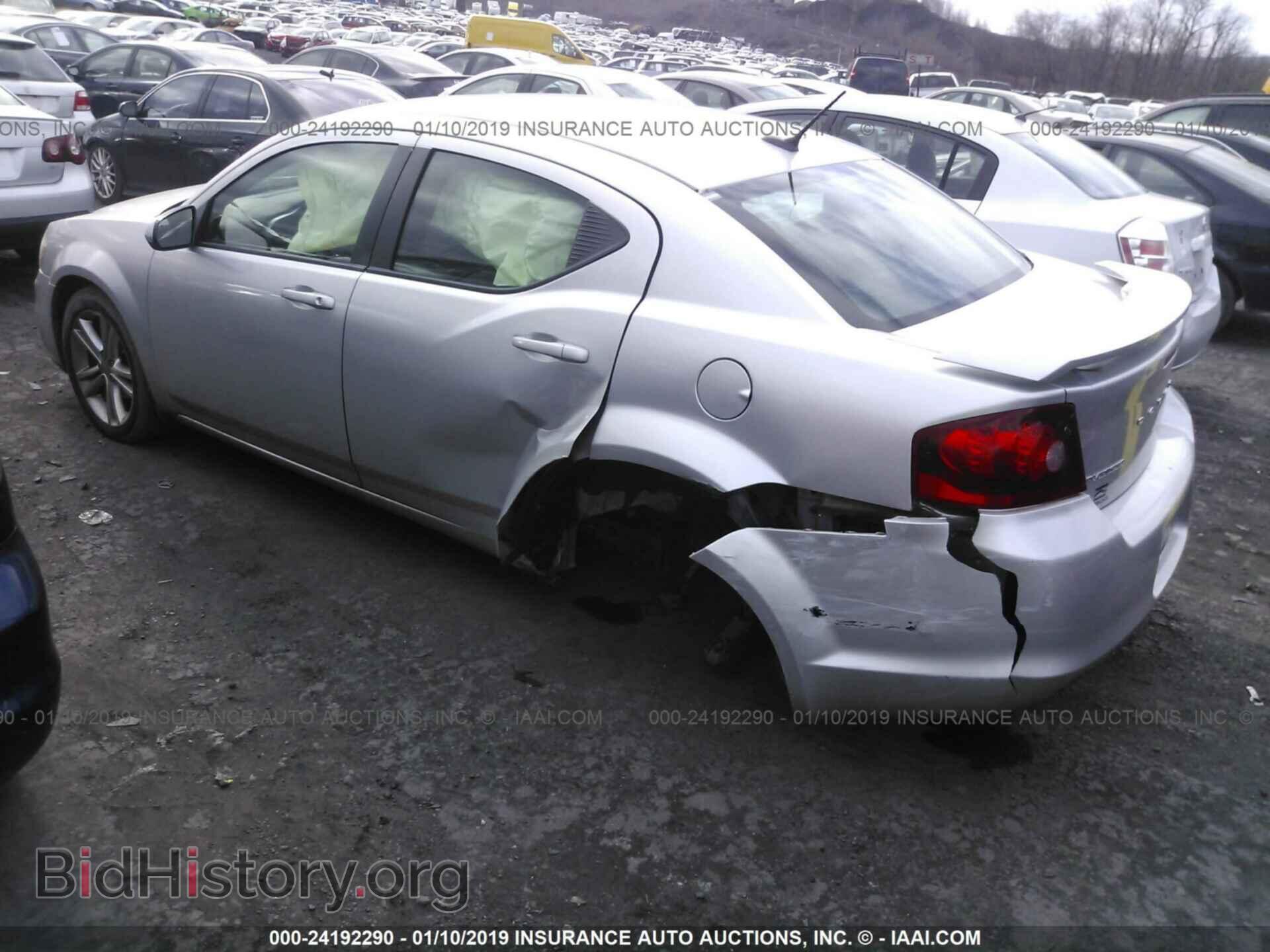 2011 DODGE AVENGER - VIN: 1B3BD1FG9BN574076 - Фото 3