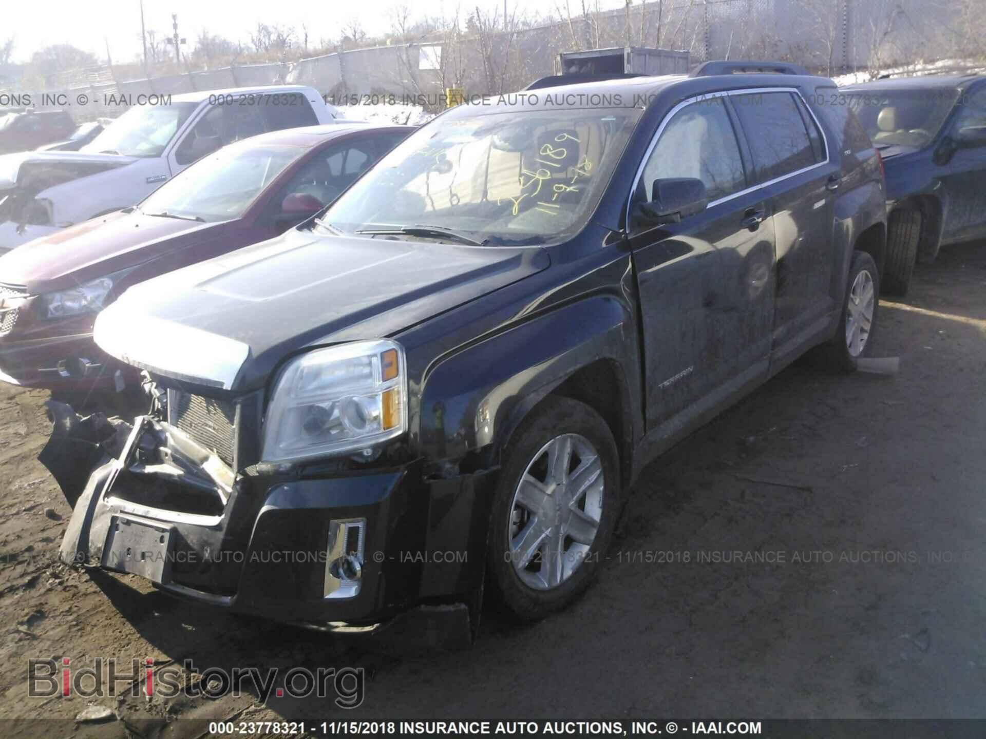 2011 GMC TERRAIN - VIN: 2CTFLVE55B6257009 - Photo 2