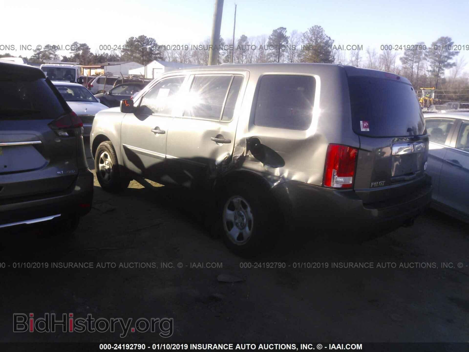 2009 HONDA PILOT - VIN: 5FNYF48299B023273 - Фото 3