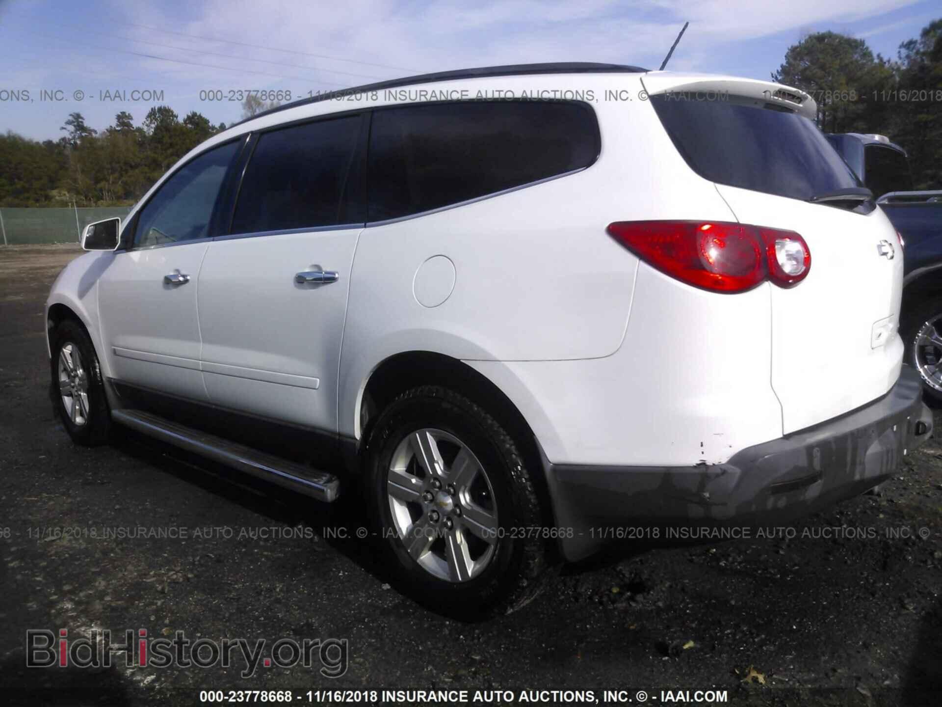 2010 CHEVROLET TRAVERSE - VIN: 1GNLRGED3AS134053 - Фото 3
