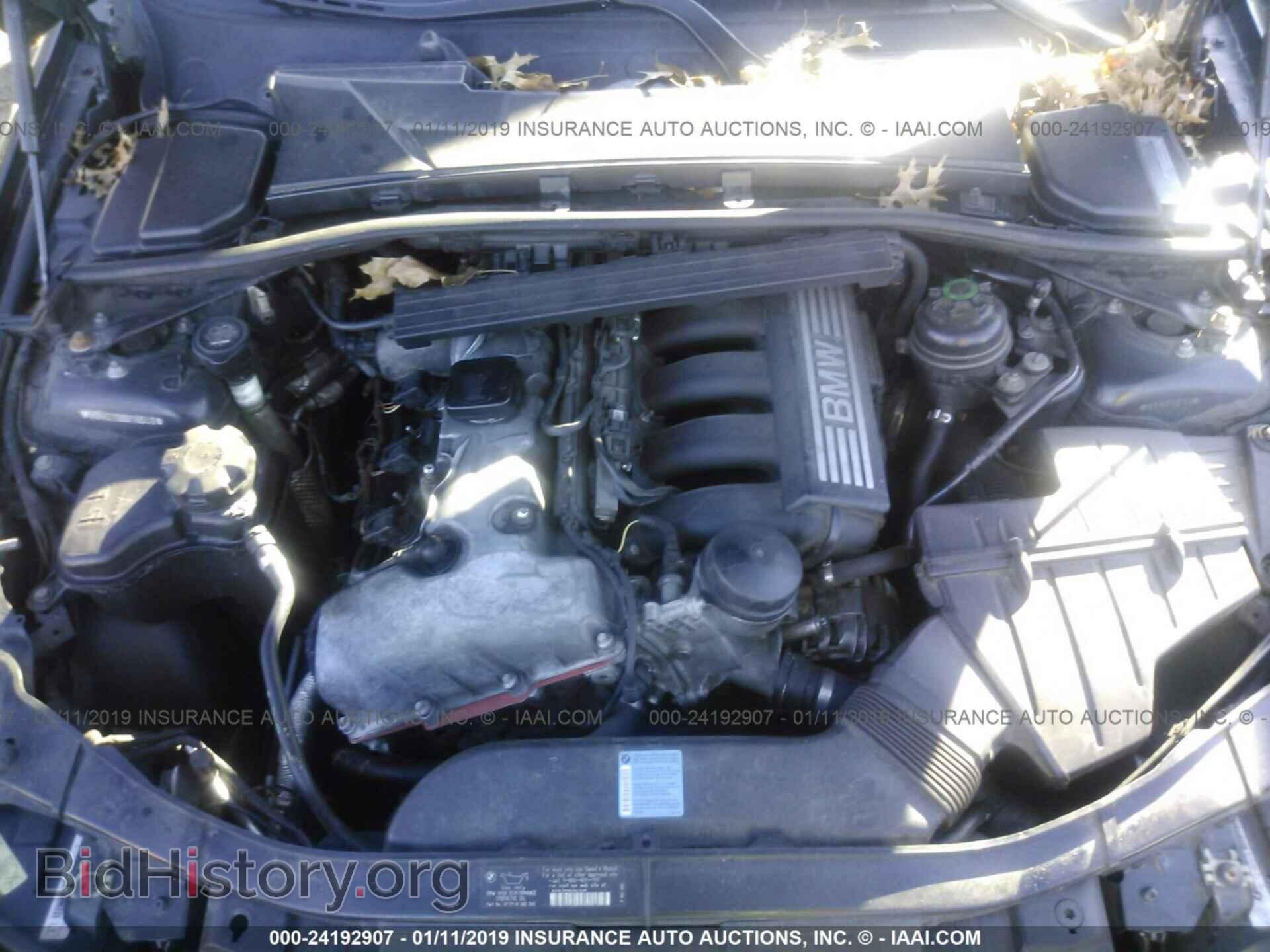 2006 BMW 330 - VIN: WBAVD33566KV66449 - Фото 10