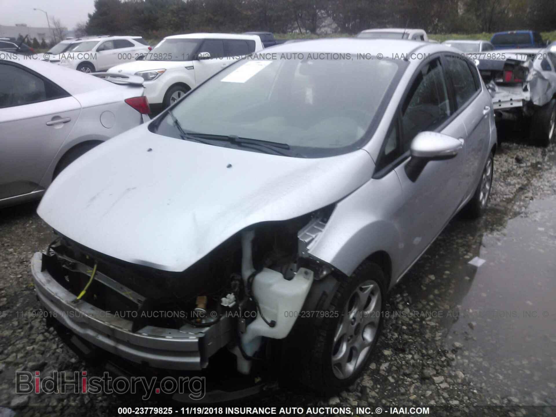 2011 FORD FIESTA - VIN: 3FADP4FJ1BM108413 - Фото 2