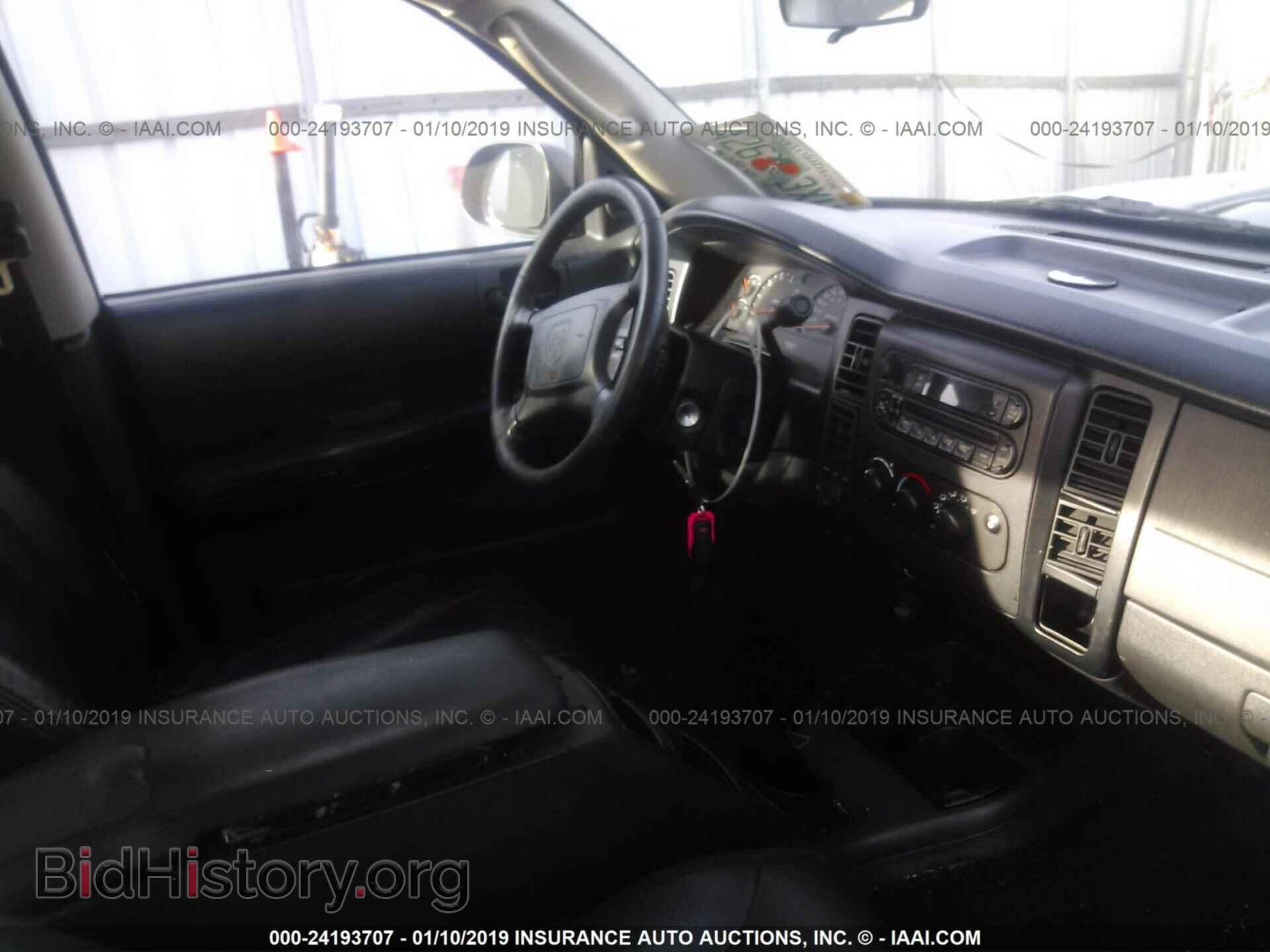 2004 DODGE DAKOTA - VIN: 1D7HG48N64S597564 - Фото 5