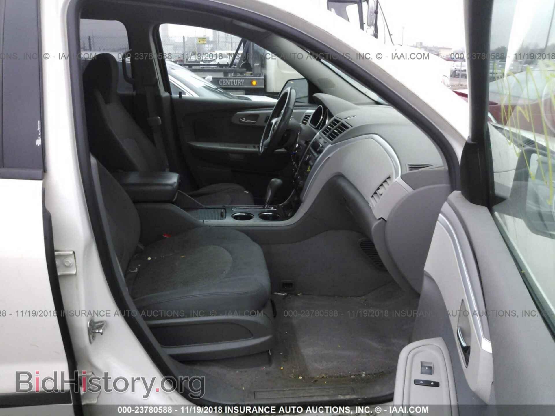 2011 CHEVROLET TRAVERSE - VIN: 1GNKVEED7BJ280149 - Фото 5