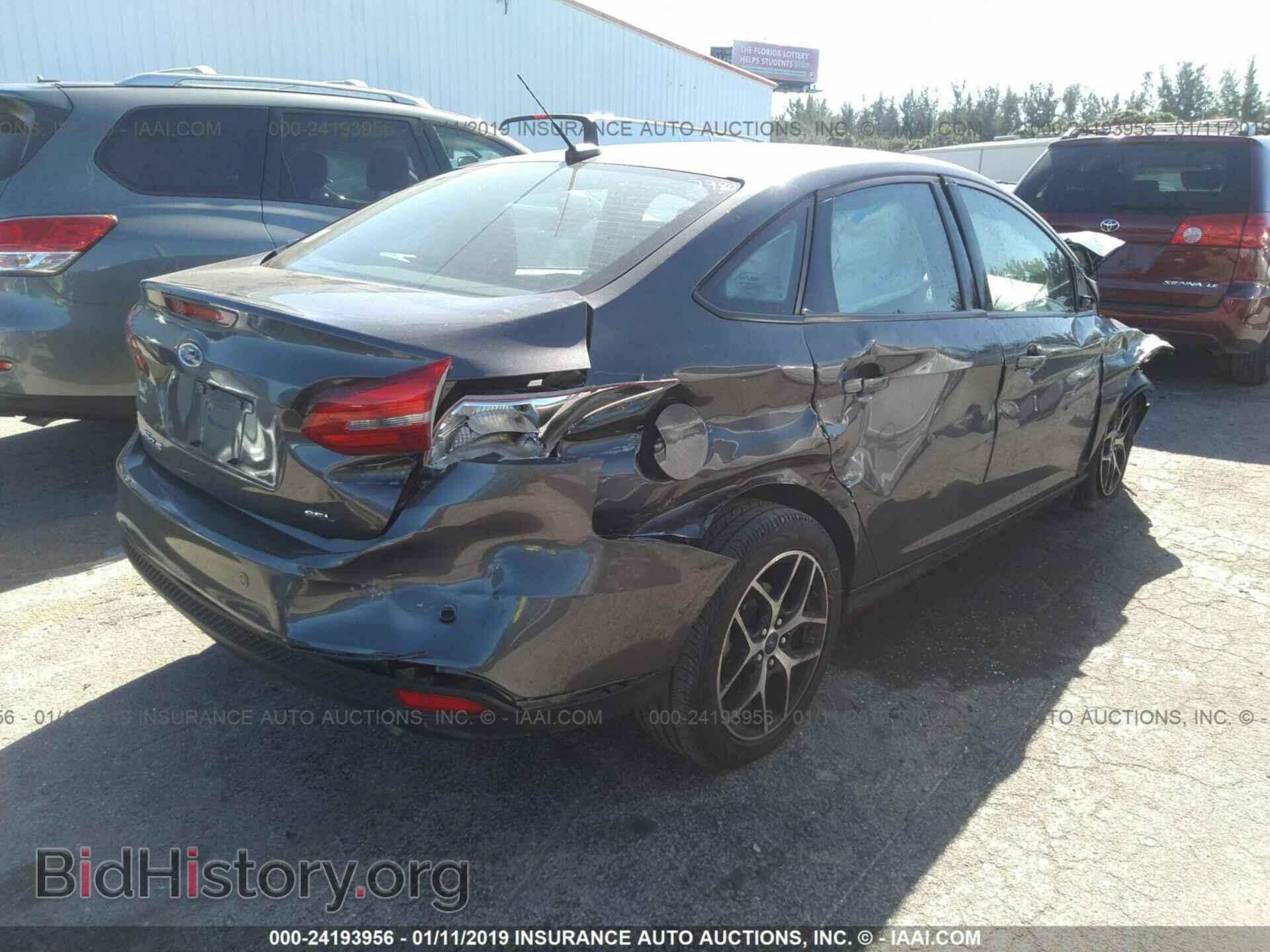 2017 FORD FOCUS - VIN: 1FADP3H23HL227980 - Photo 4