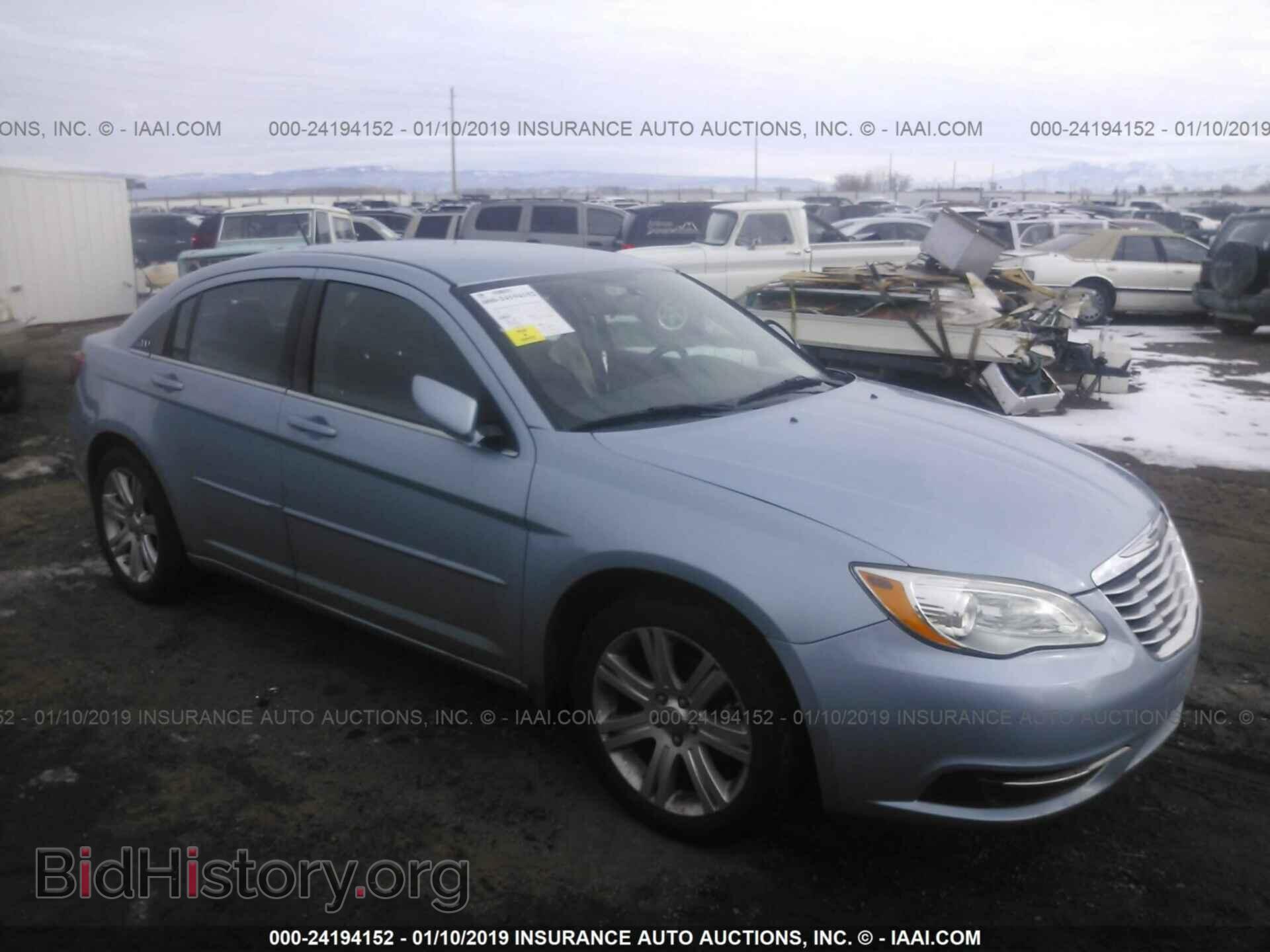 Фотография 1C3CCBBB1DN639144 - CHRYSLER 200 2013