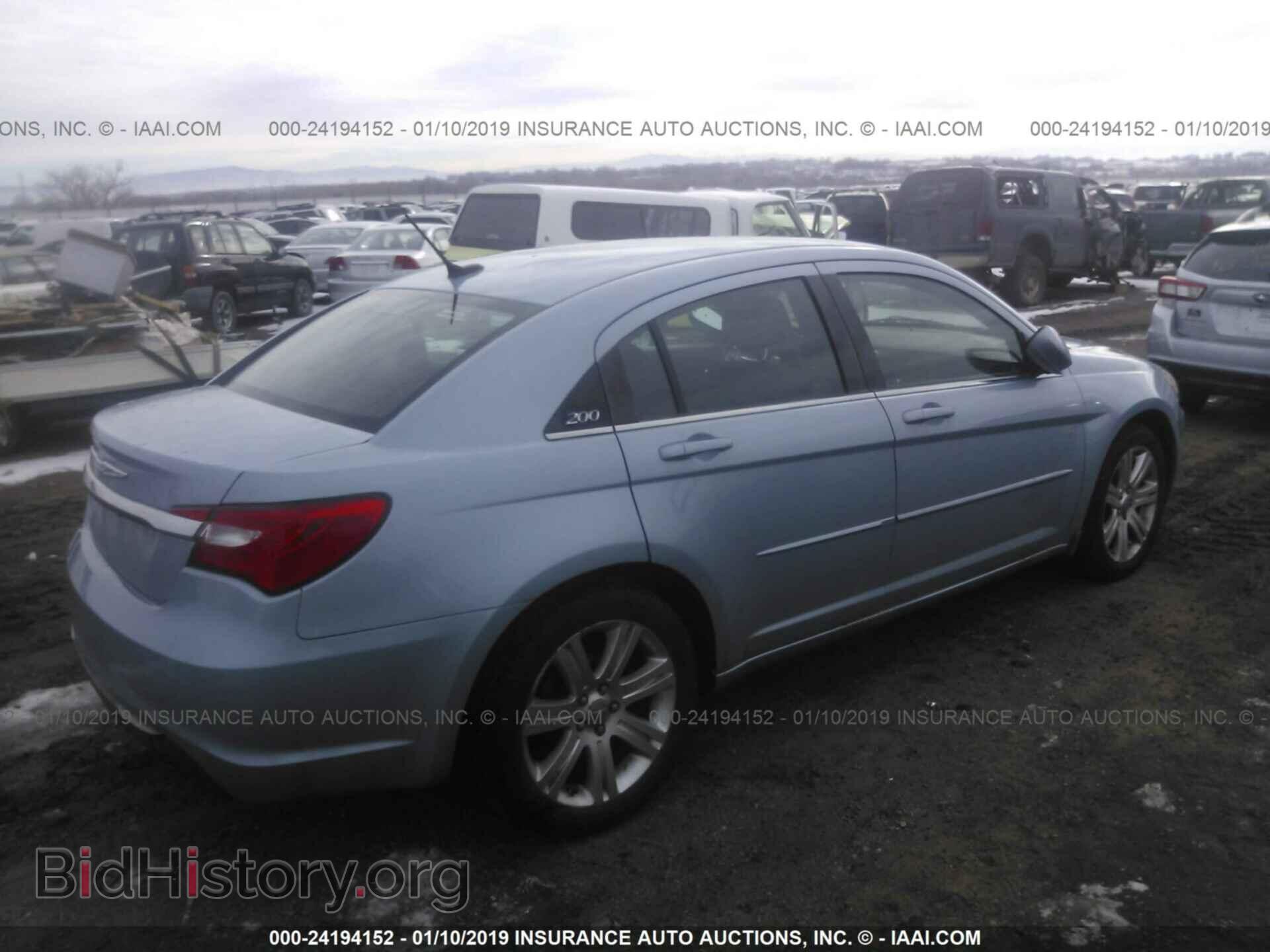 2013 CHRYSLER 200 - VIN: 1C3CCBBB1DN639144 - Photo 4