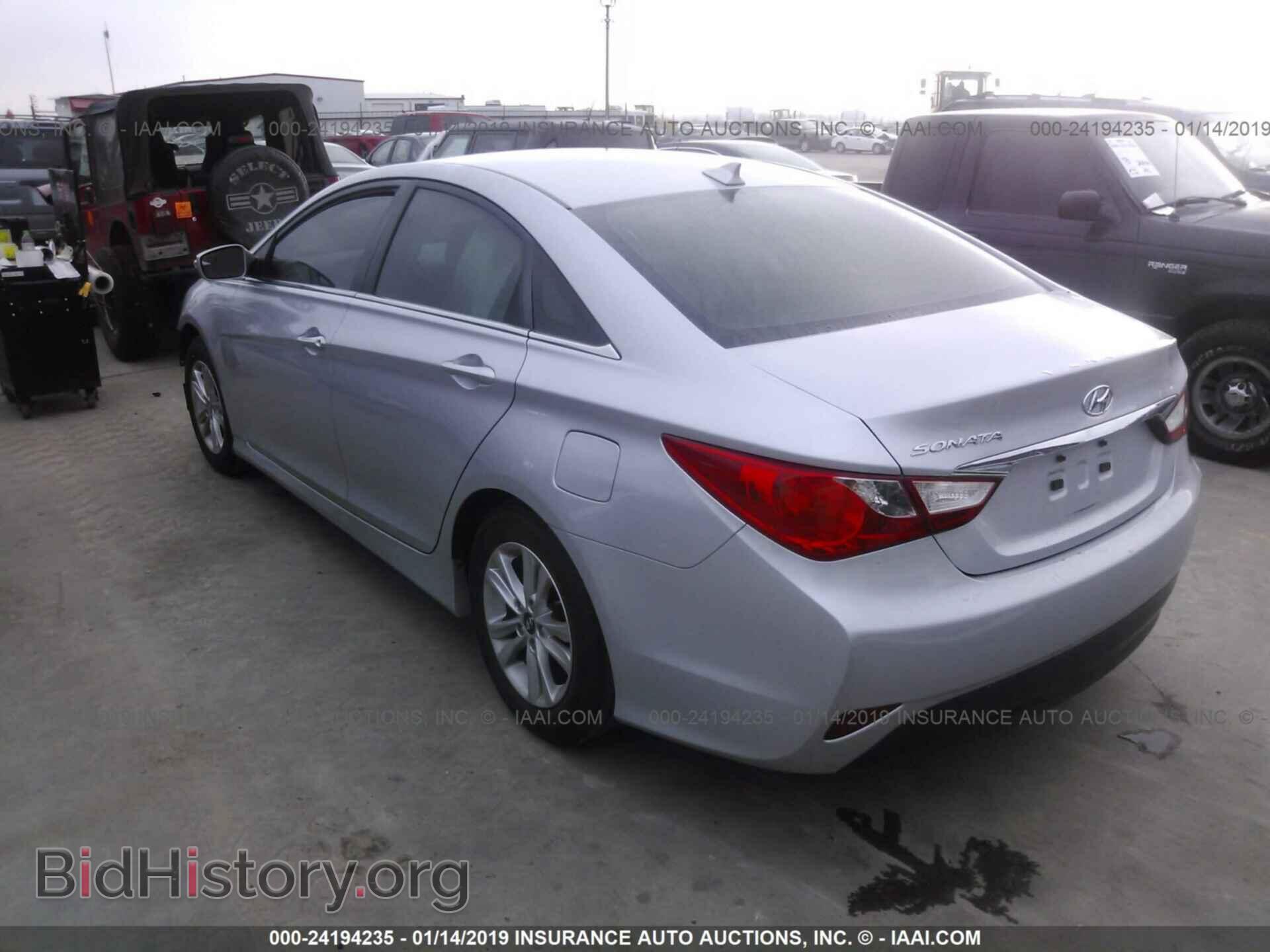 2014 HYUNDAI SONATA - VIN: 5NPEB4AC3EH907402 - Фото 3