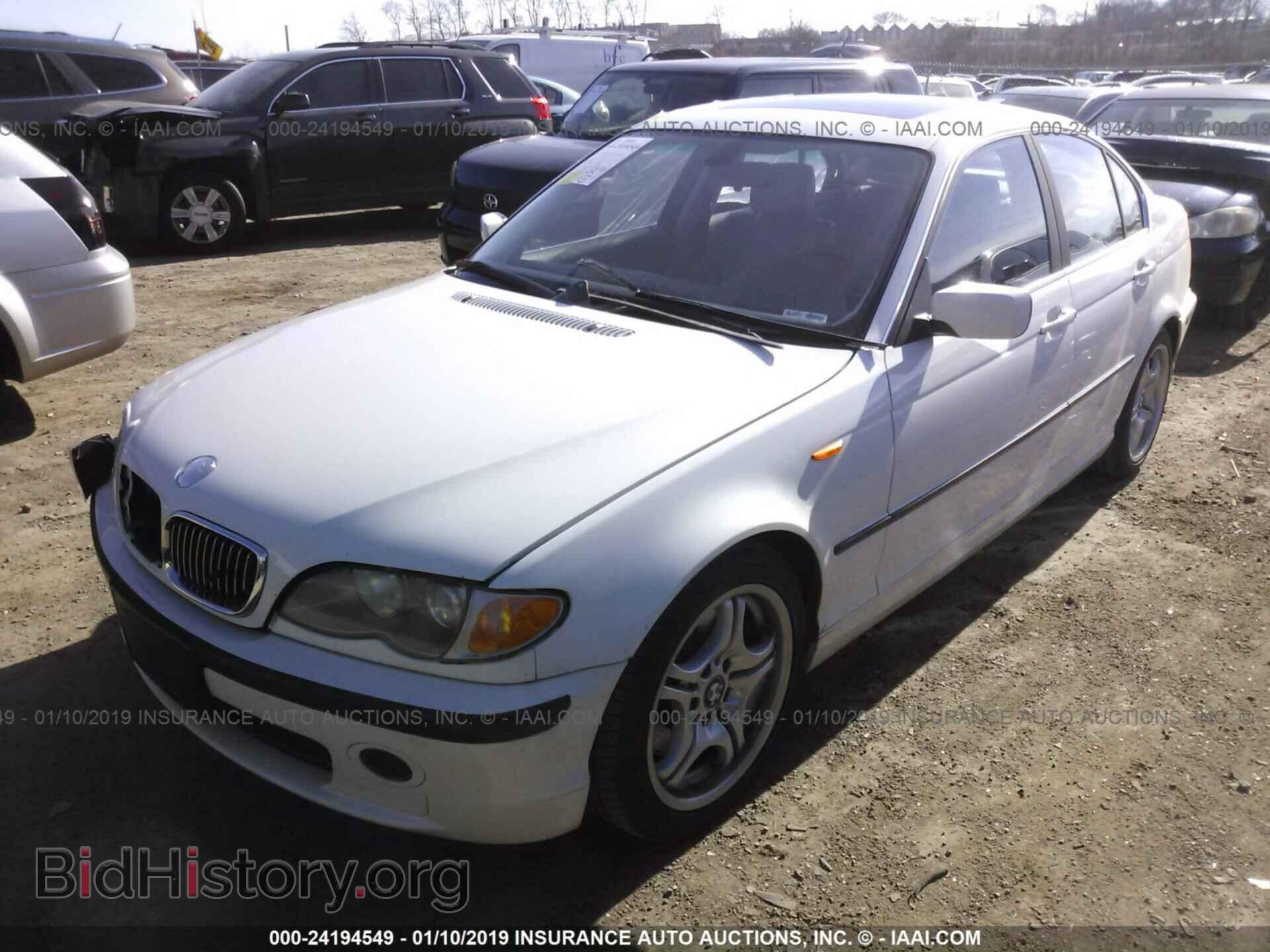 2003 BMW 330 - VIN: WBAEV53493KM02656 - Фото 2