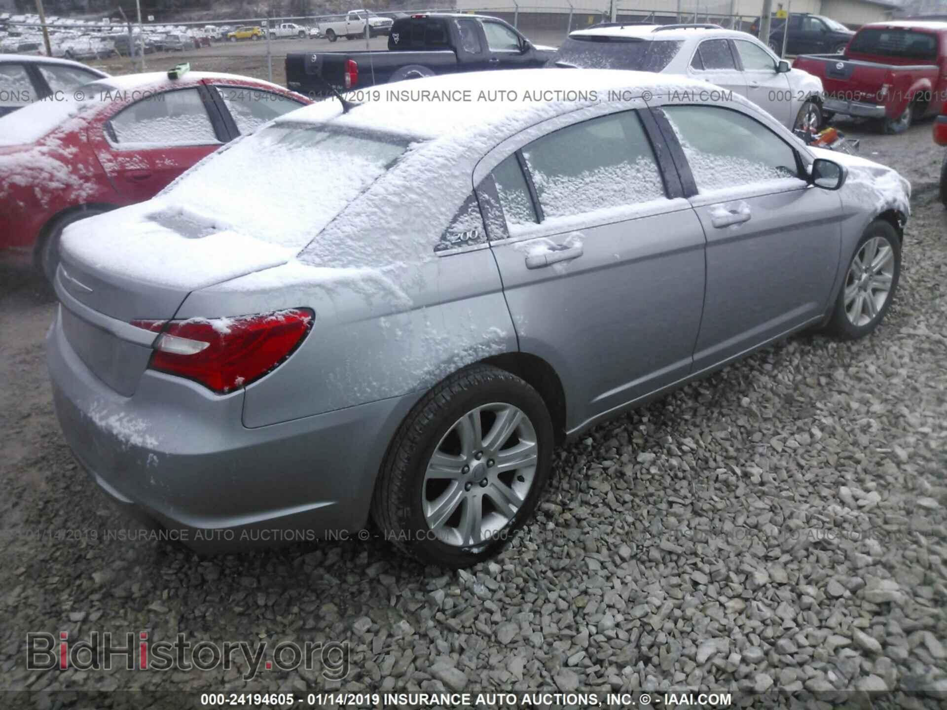 2013 CHRYSLER 200 - VIN: 1C3CCBBG1DN531912 - Фото 4