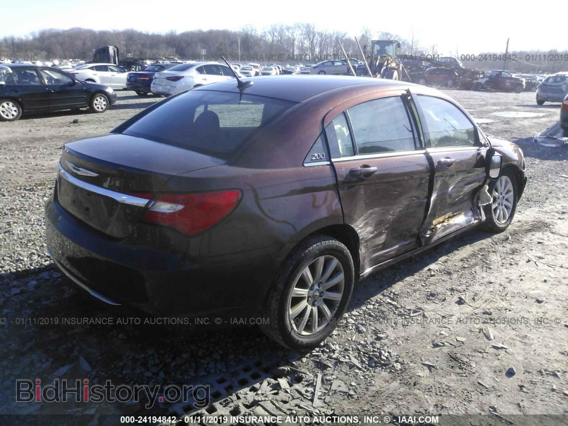 2013 CHRYSLER 200 - VIN: 1C3CCBBG5DN703164 - Photo 4