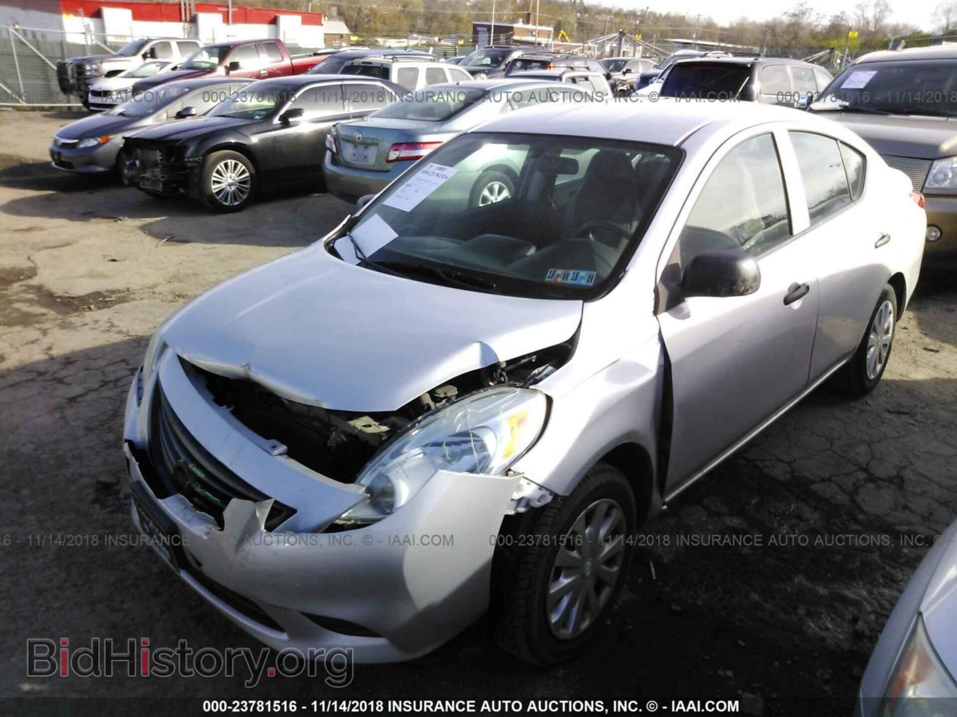 2013 NISSAN VERSA - VIN: 3N1CN7AP2DL841476 - Фото 2