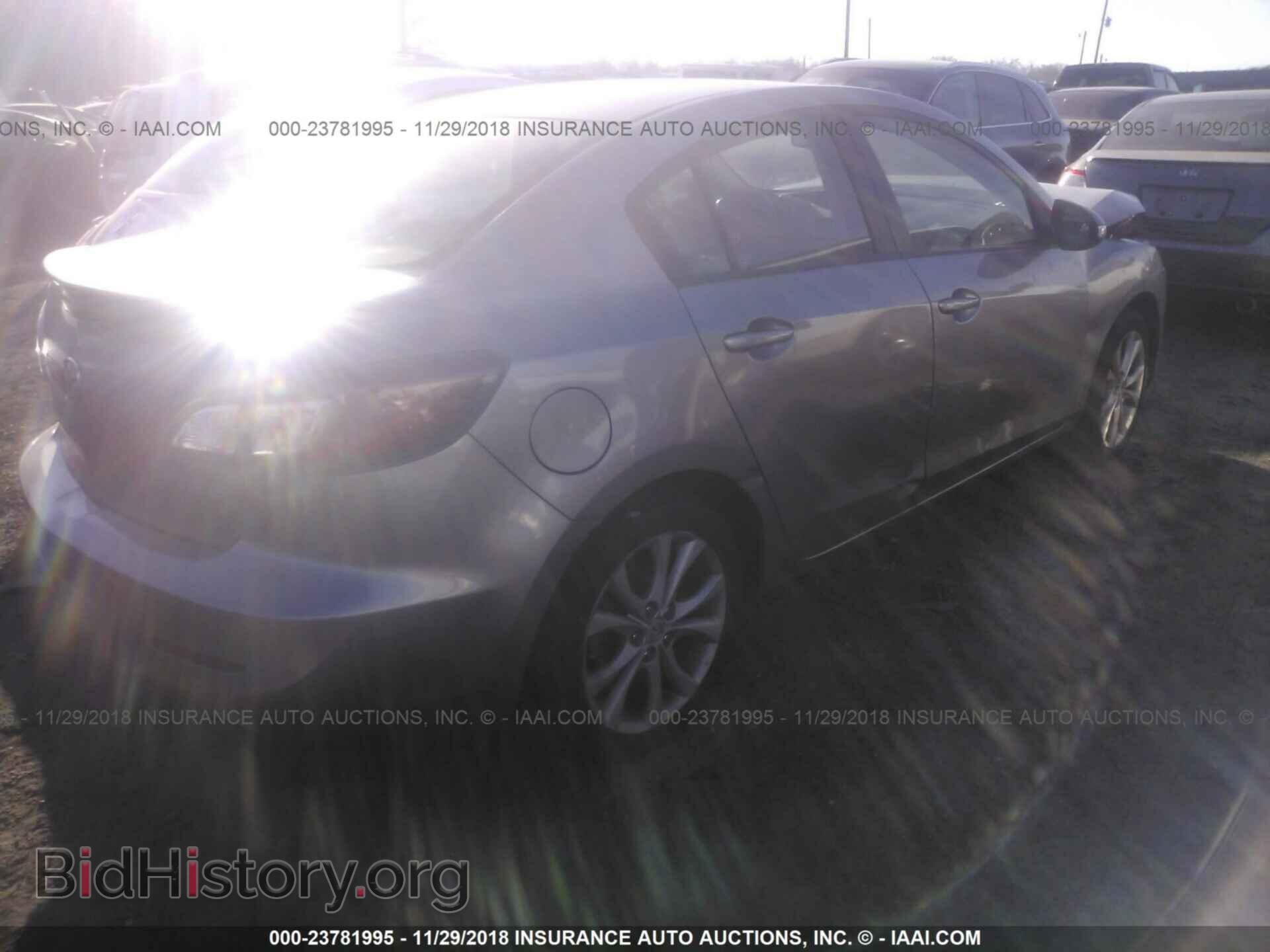 2015 BMW 320 - VIN: WBA3C3G57FNS75493 - Фото 4