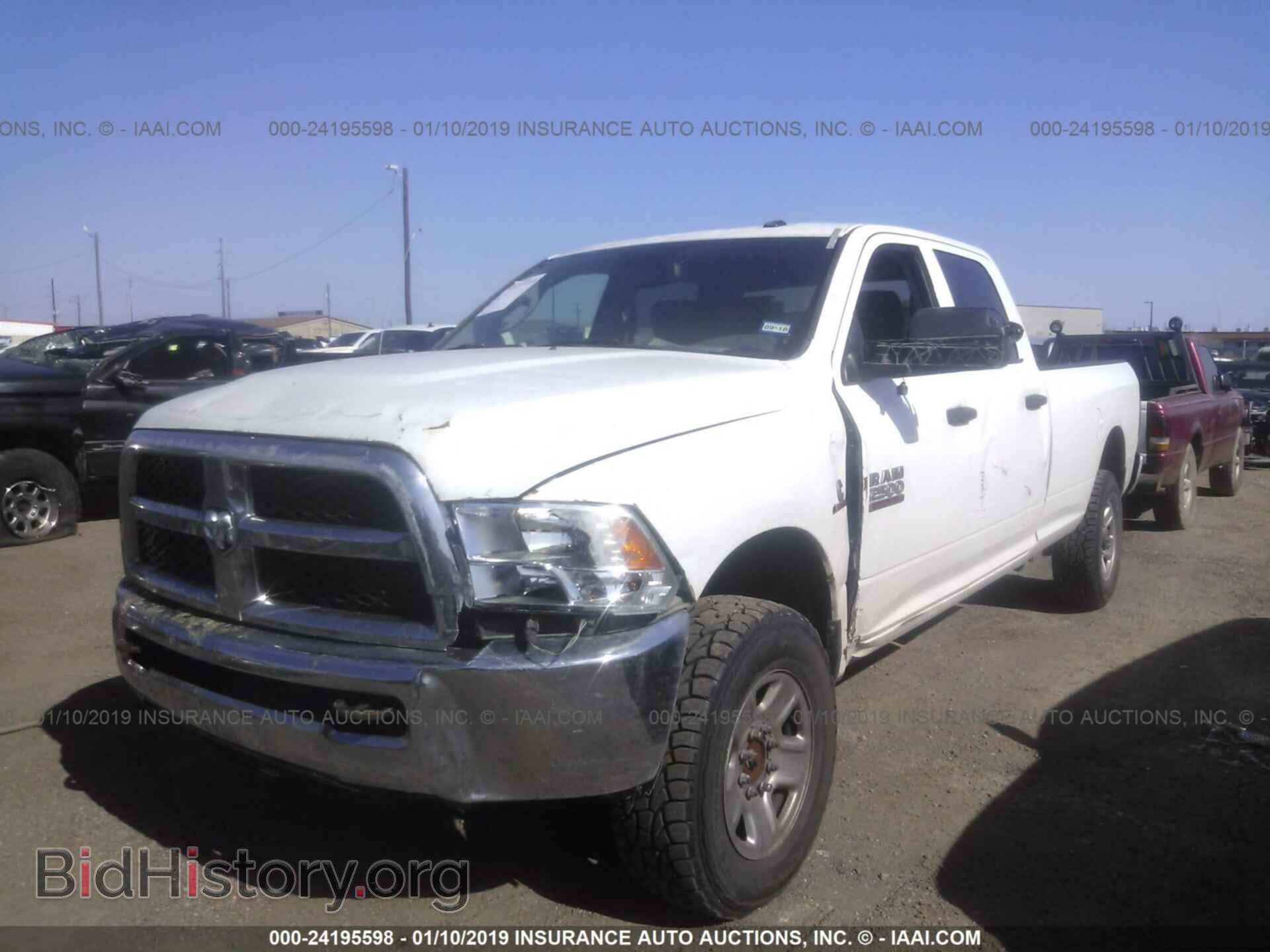 2014 RAM 2500 - VIN: 3C6UR5HL3EG224537 - Photo 2