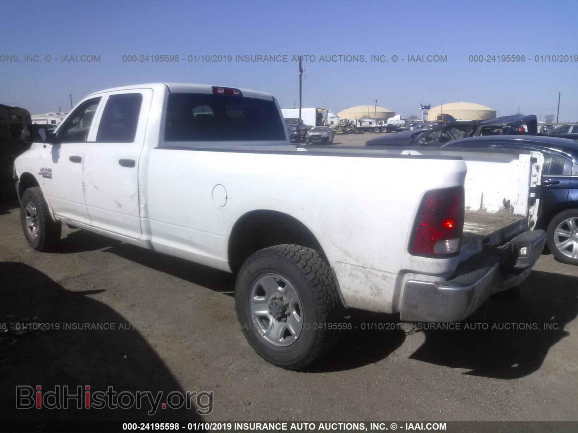 2014 RAM 2500 - VIN: 3C6UR5HL3EG224537 - Photo 3