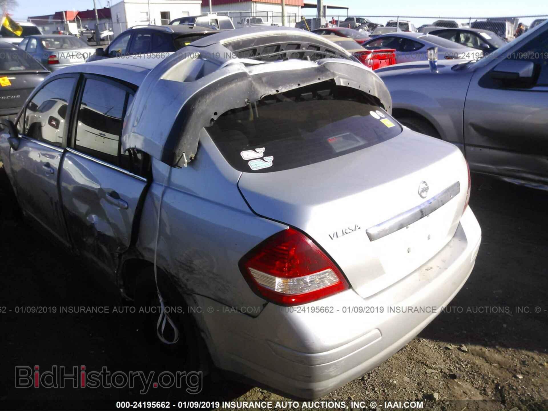 2009 NISSAN VERSA - VIN: 3N1BC11E69L378701 - Фото 3