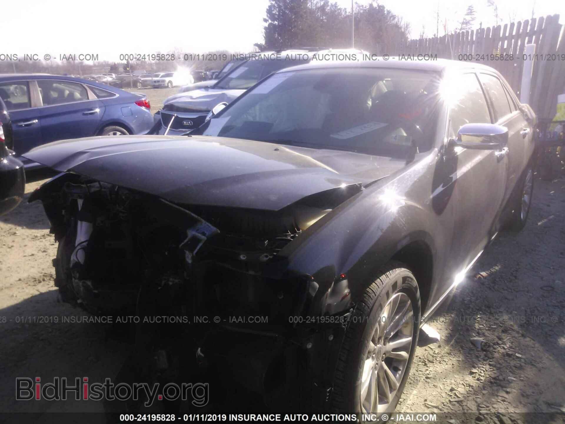 2016 CHRYSLER 300C - VIN: 2C3CCAEG2GH333813 - Фото 2