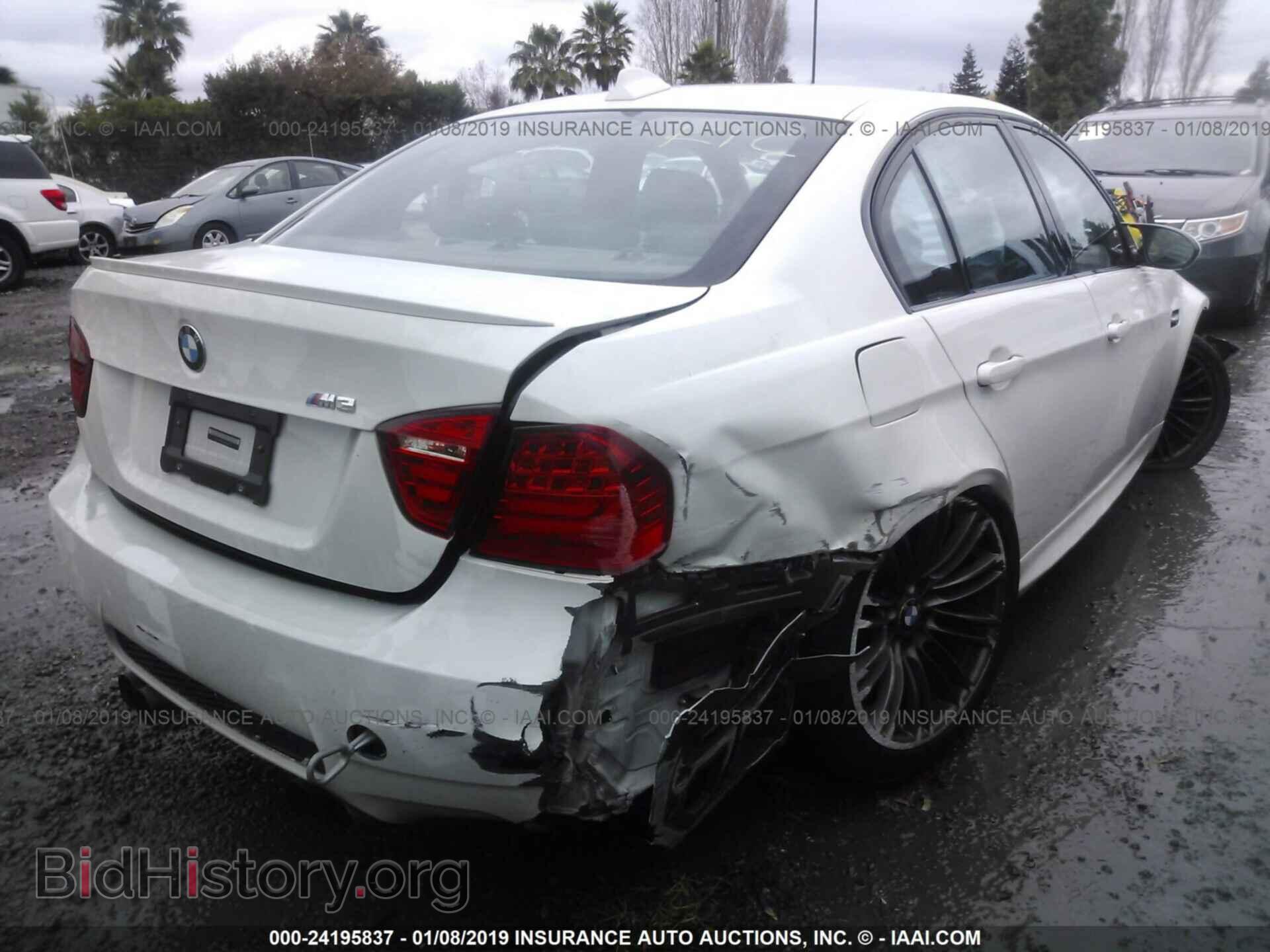 2008 BMW M3 - VIN: WBSVA93588E216247 - Фото 4