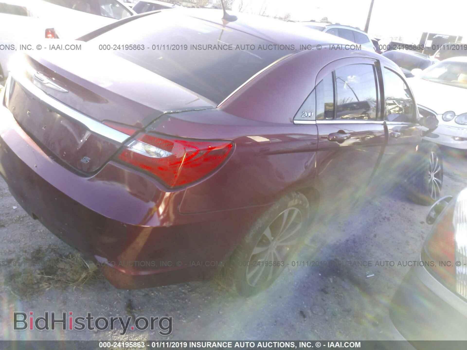 2014 CHRYSLER 200 - VIN: 1C3CCBBGXEN115469 - Фото 4