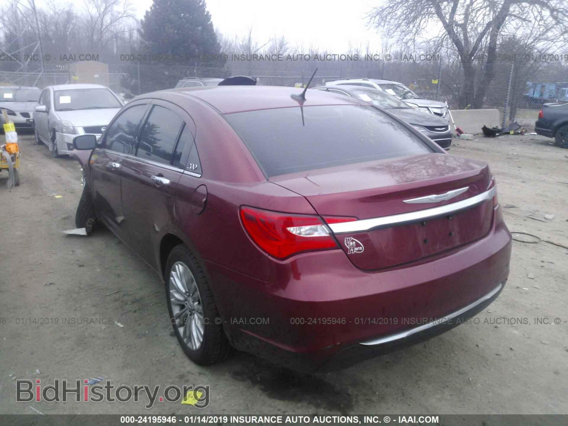 2012 CHRYSLER 200 - VIN: 1C3CCBCB8CN306484 - Photo 3