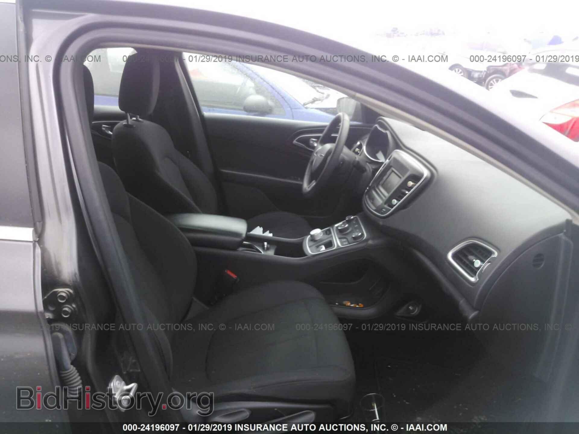 2016 CHRYSLER 200 - VIN: 1C3CCCAB3GN141037 - Фото 5