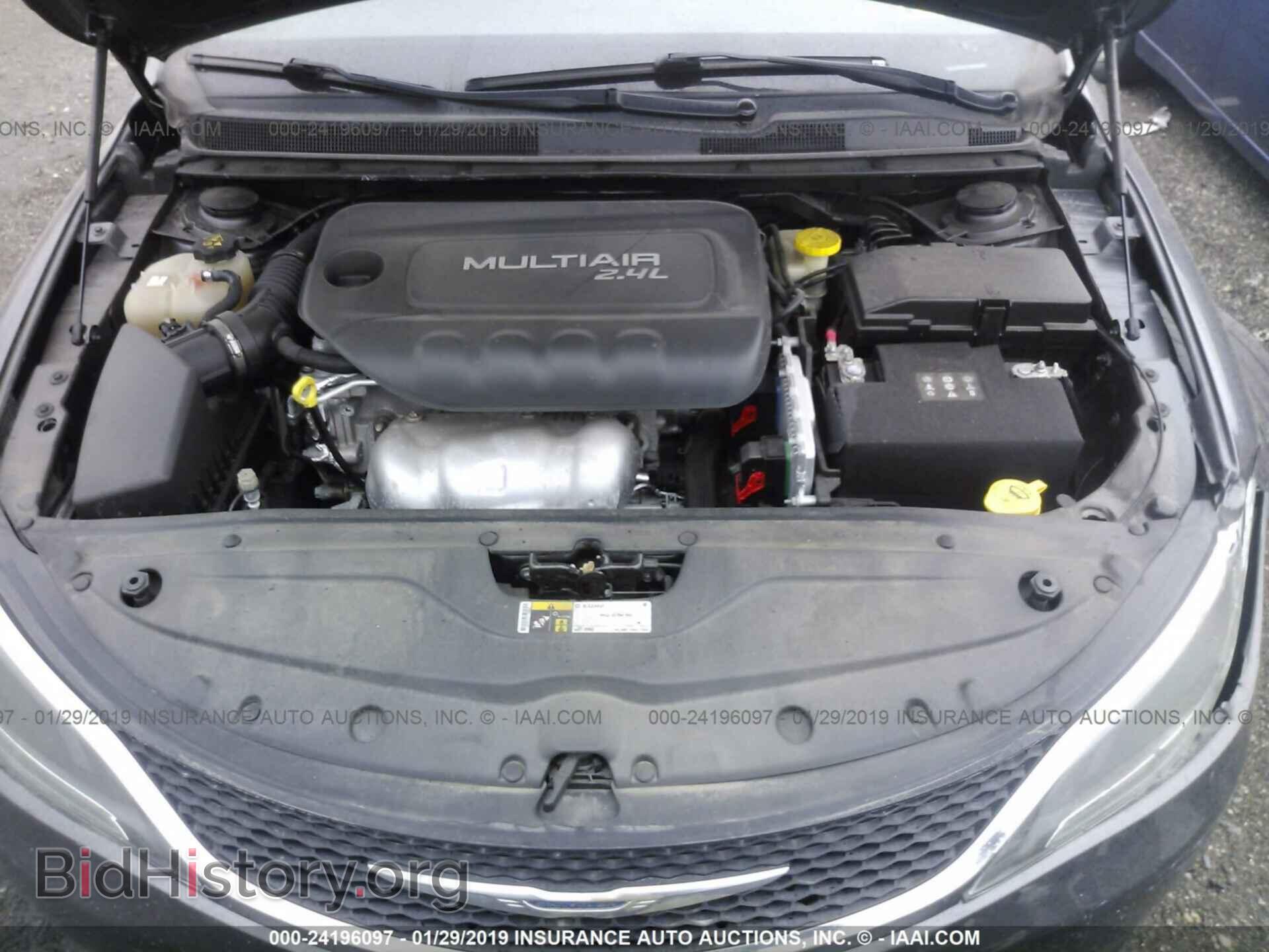 2016 CHRYSLER 200 - VIN: 1C3CCCAB3GN141037 - Фото 10