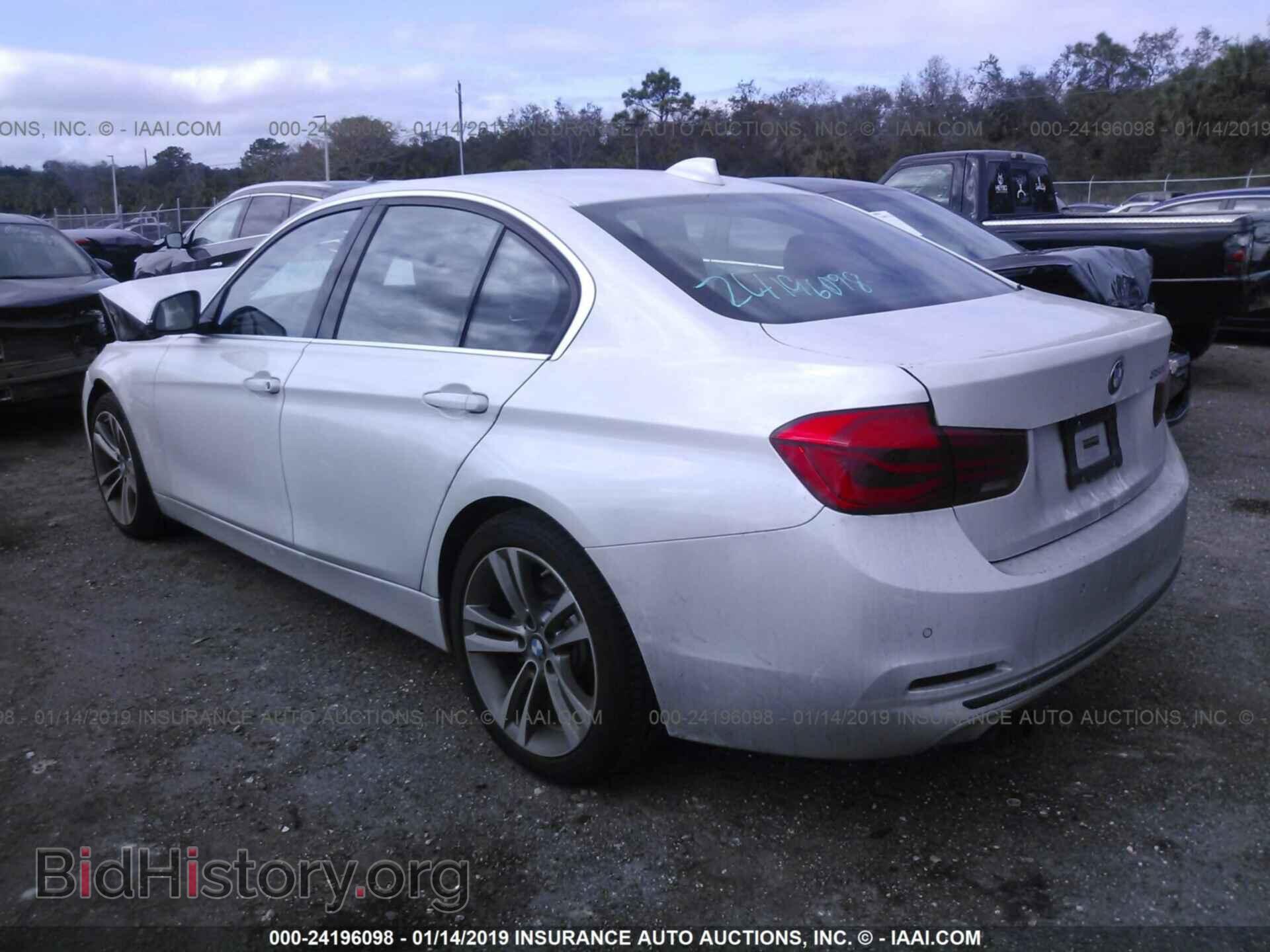 2017 BMW 330 - VIN: WBA8B9G32HNU52691 - Фото 3