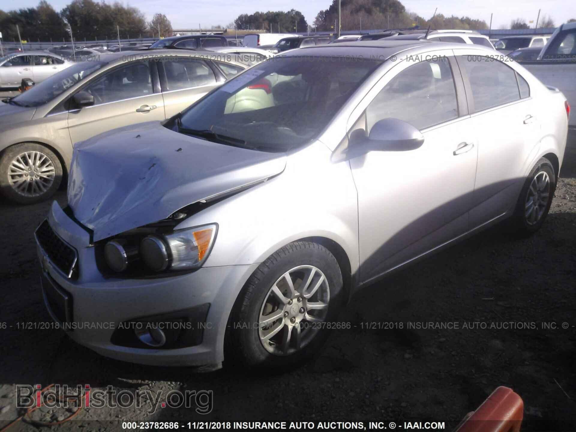 2014 CHEVROLET SONIC - VIN: 1G1JC5SH8E4108273 - Фото 2