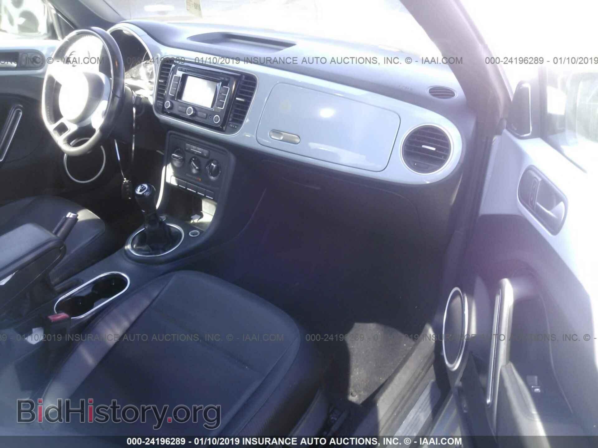 2012 VOLKSWAGEN BEETLE - VIN: 3VWHP7AT4CM638203 - Фото 5