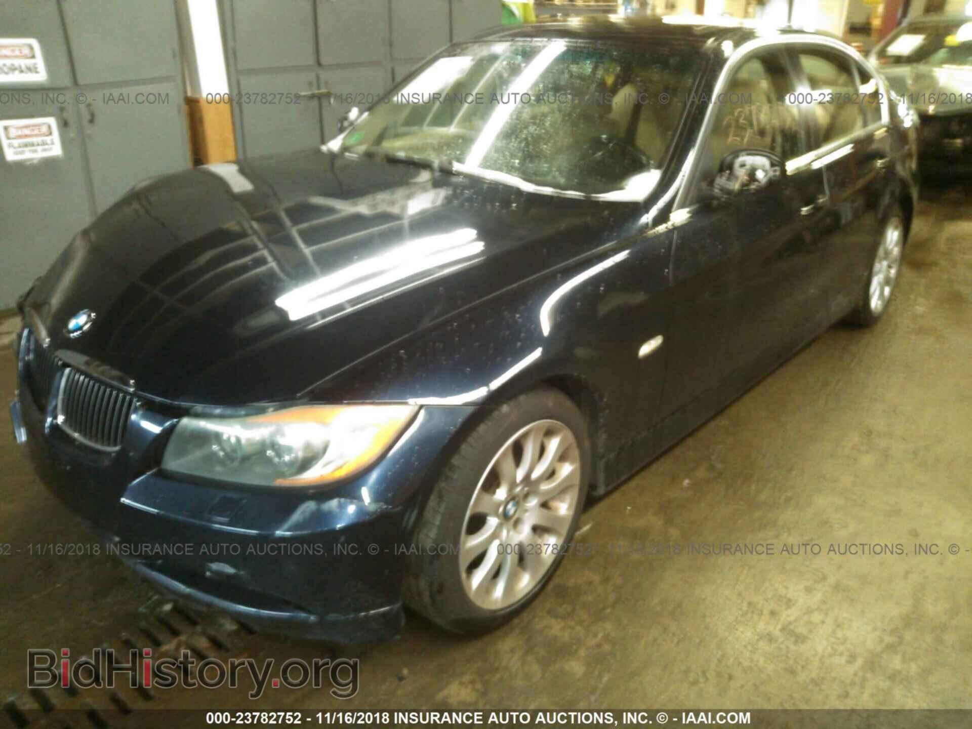 2006 BMW 330 - VIN: WBAVD33586KV67635 - Фото 2