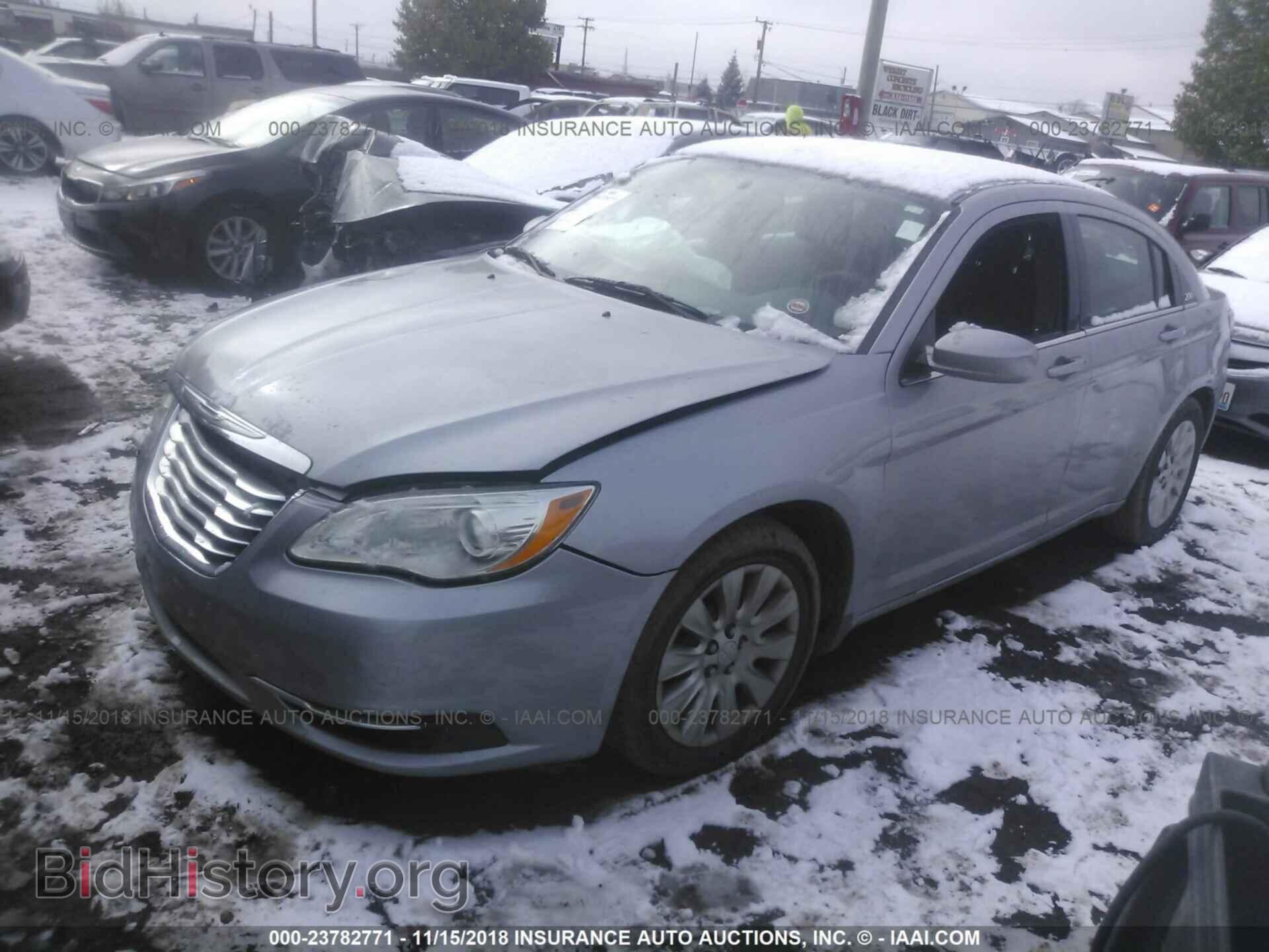 2014 CHRYSLER 200 - VIN: 1C3CCBAB6EN122618 - Photo 2