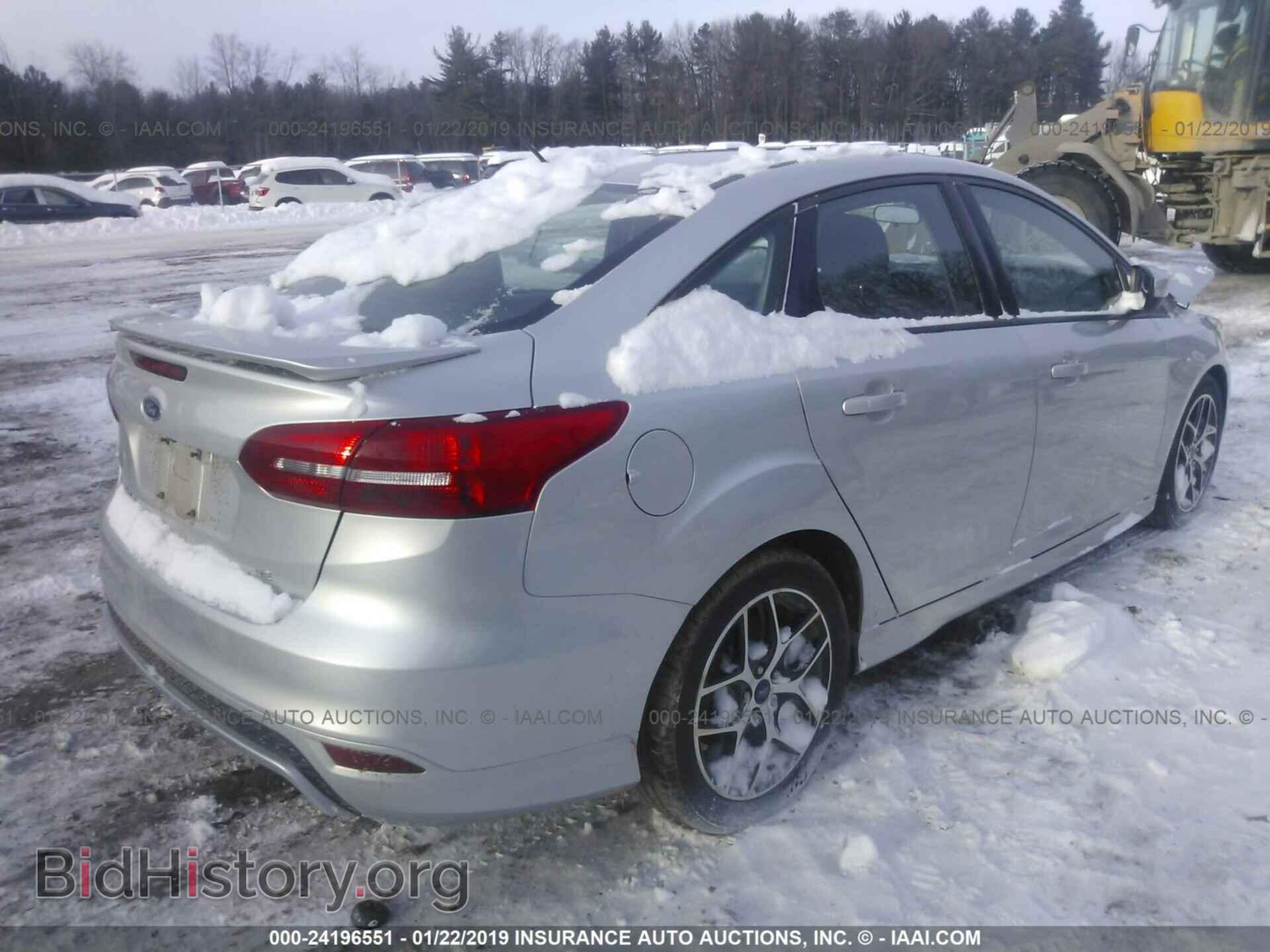 2016 FORD FOCUS - VIN: 1FADP3F27GL396773 - Photo 4