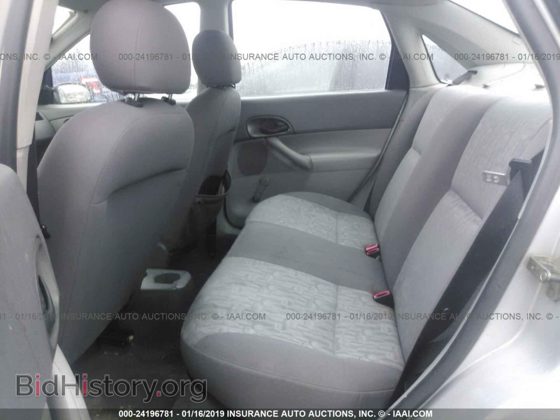 2005 FORD FOCUS - VIN: 1FAFP34N05W121909 - Фото 8