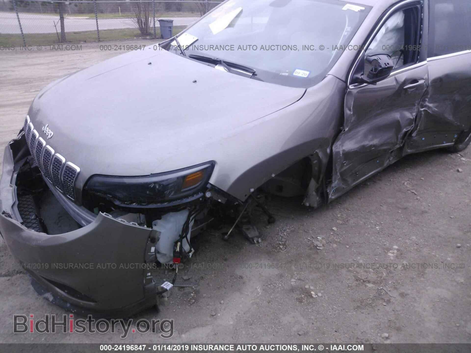 2019 JEEP CHEROKEE - VIN: 1C4PJLCB5KD285395 - Фото 6
