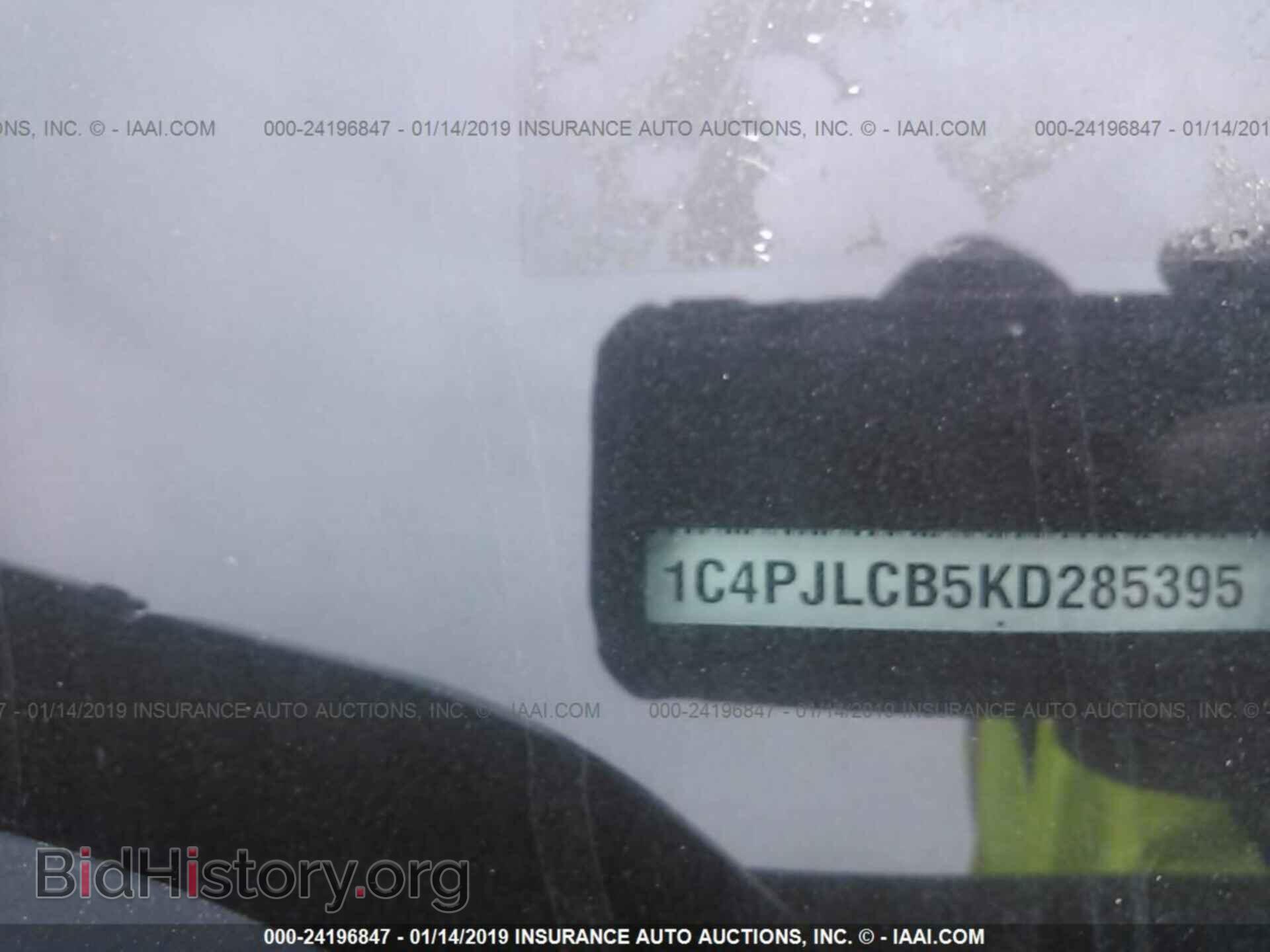 2019 JEEP CHEROKEE - VIN: 1C4PJLCB5KD285395 - Фото 9