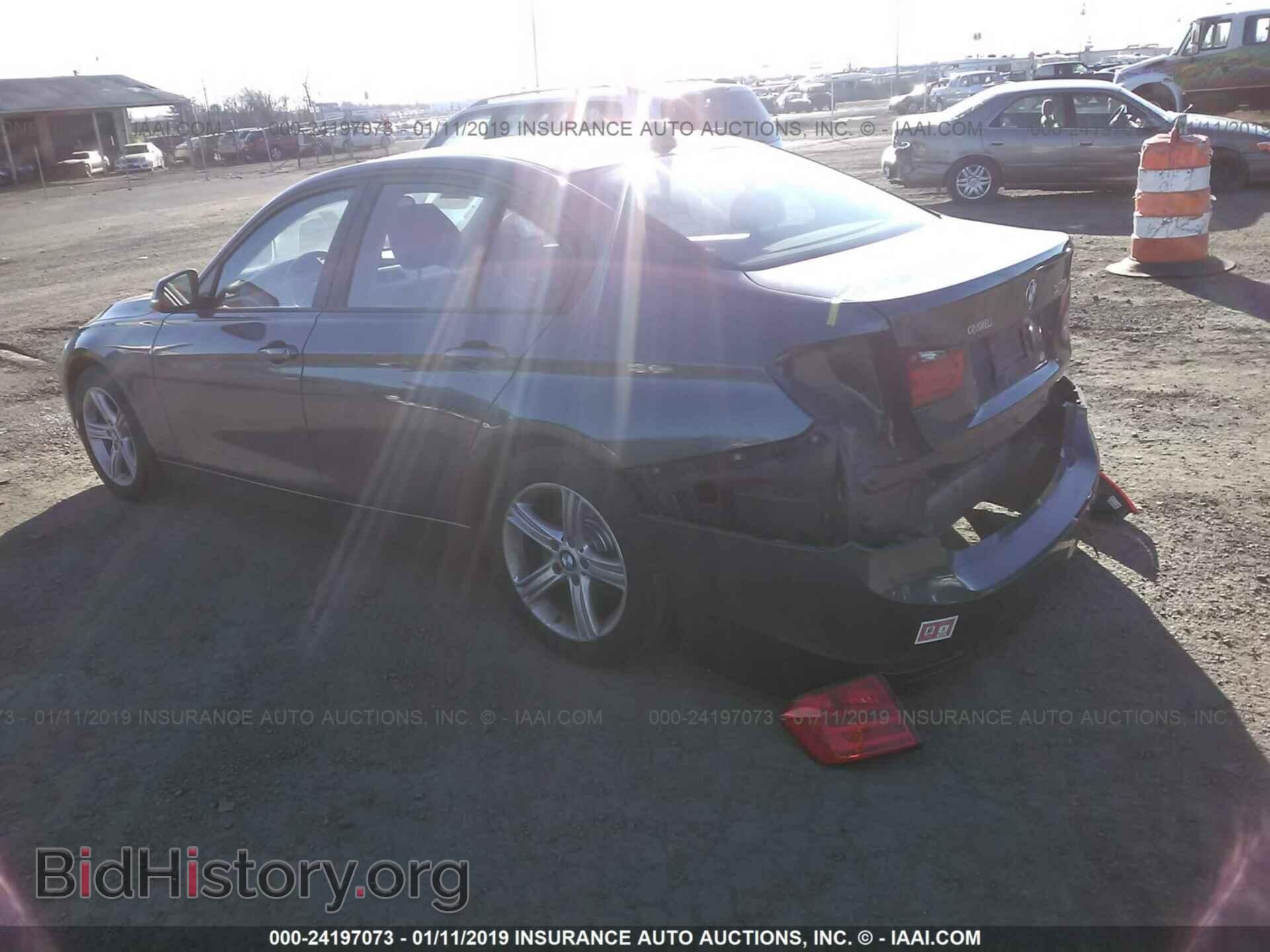 2012 BMW 328 - VIN: WBA3C1C52CF432637 - Фото 3