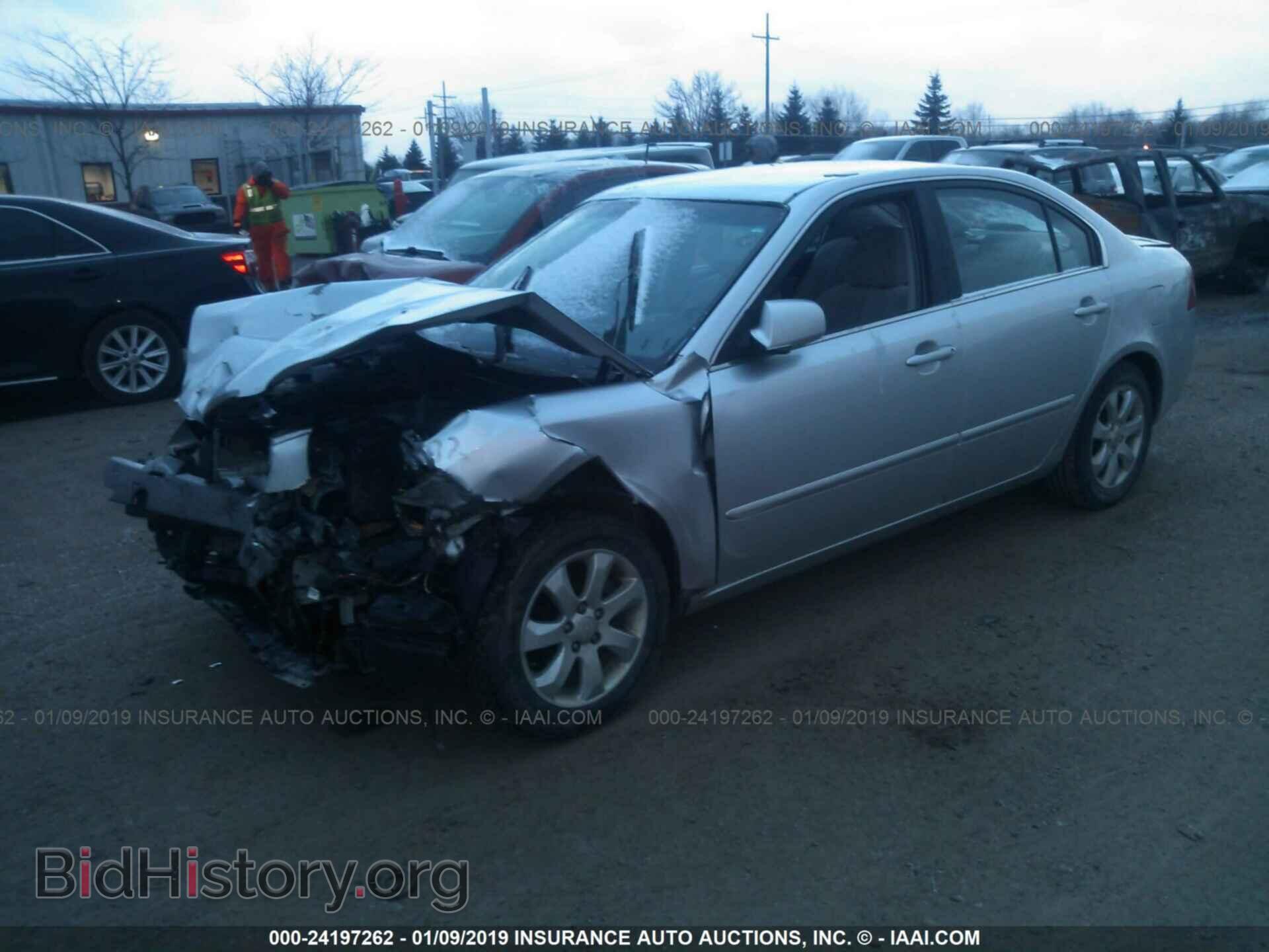 2008 KIA OPTIMA - VIN: KNAGE124985221257 - Фото 2