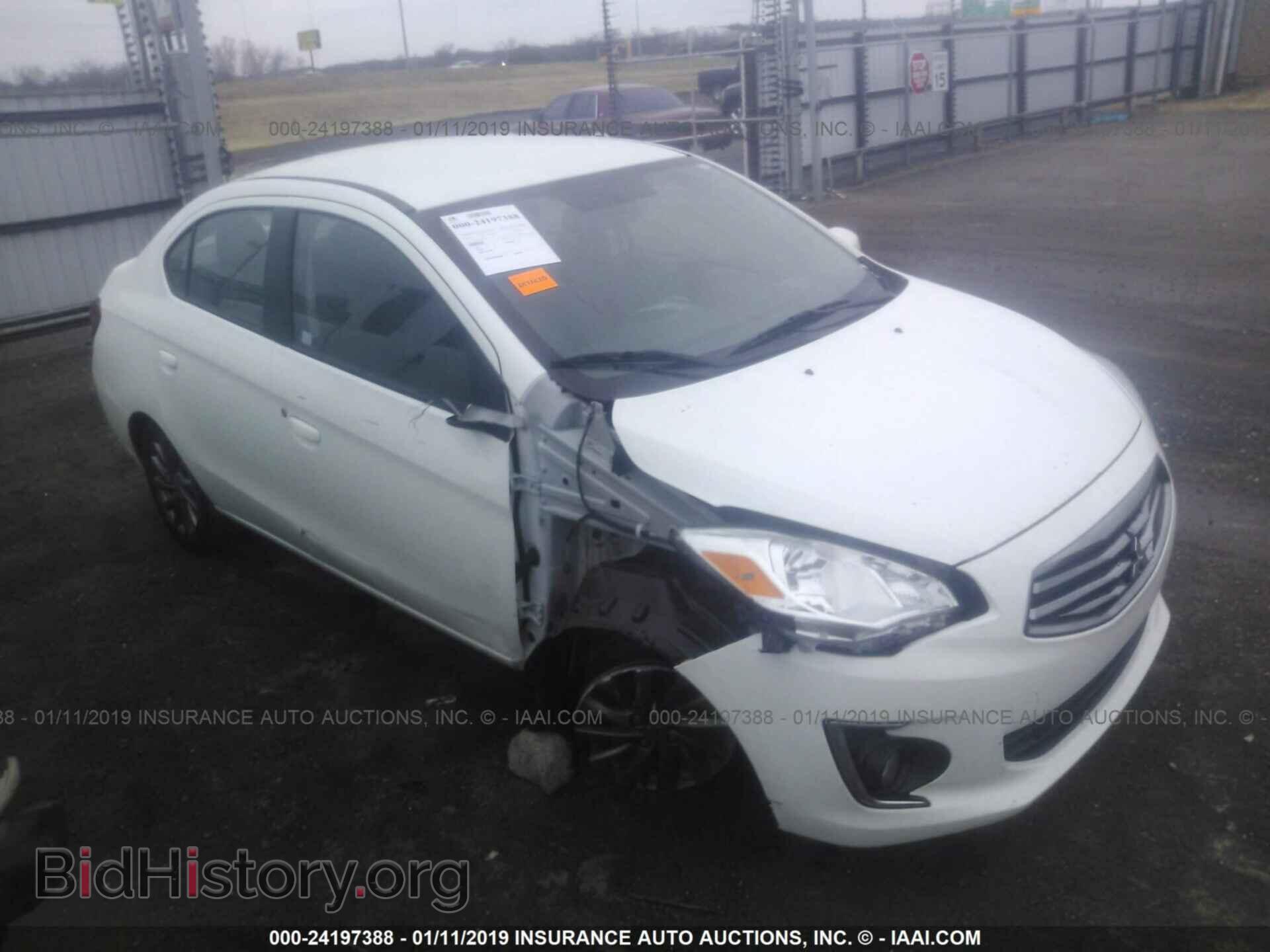Photo ML32F4FJ3HHF16998 - MITSUBISHI MIRAGE 2017