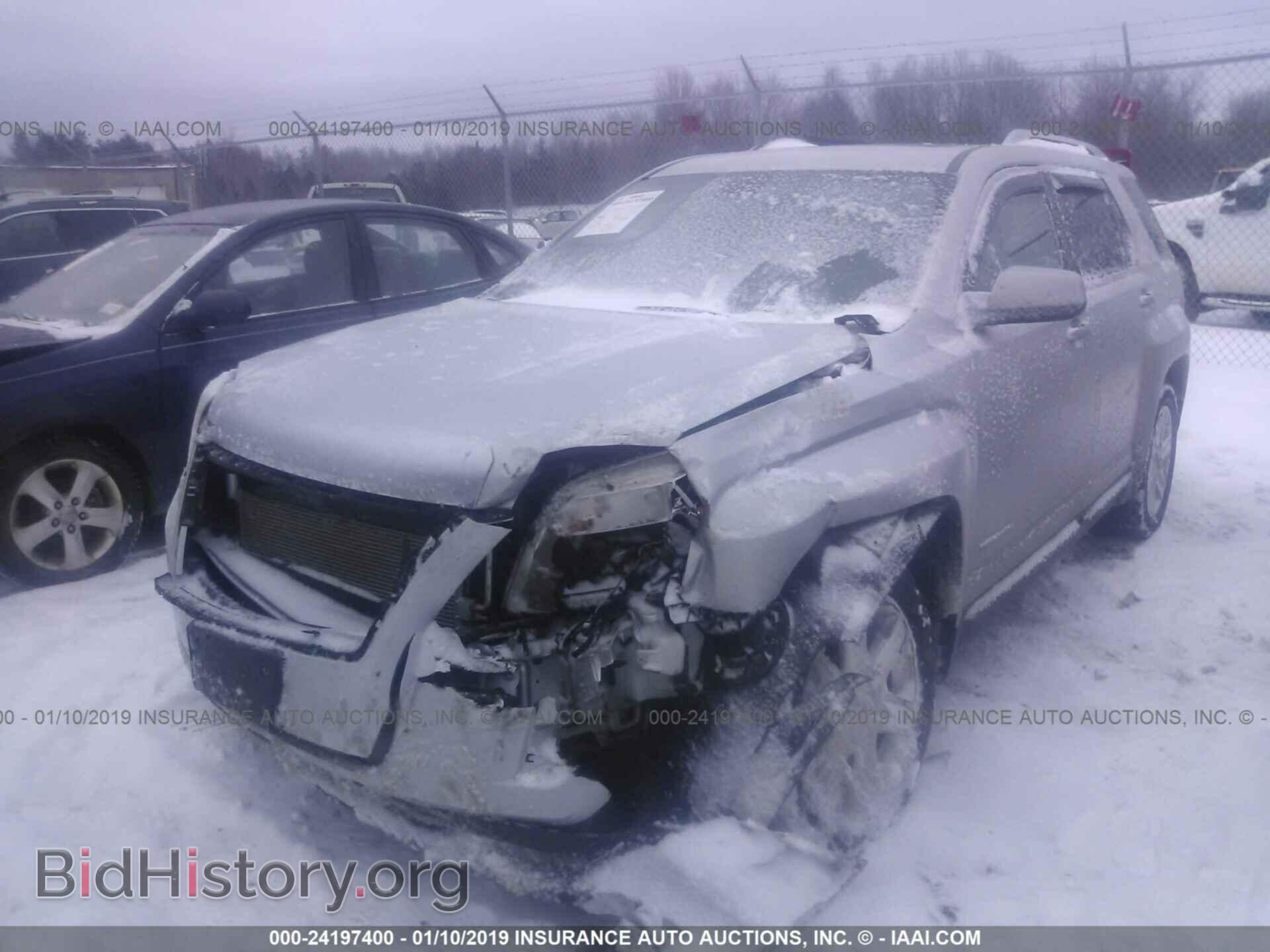 2010 GMC TERRAIN - VIN: 2CTFLJEY2A6307446 - Photo 2