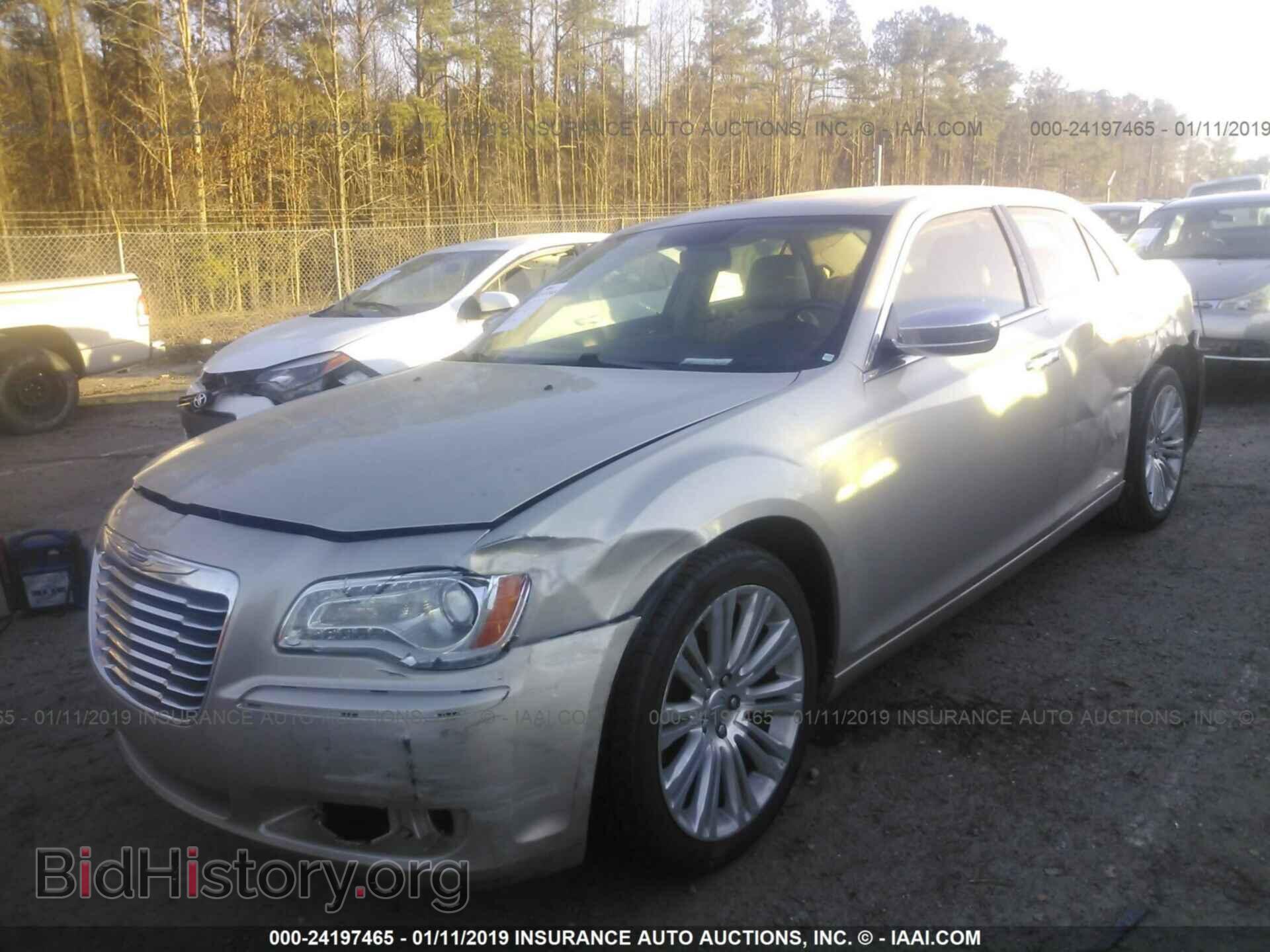 2012 CHRYSLER 300 - VIN: 2C3CCACG4CH279959 - Фото 2